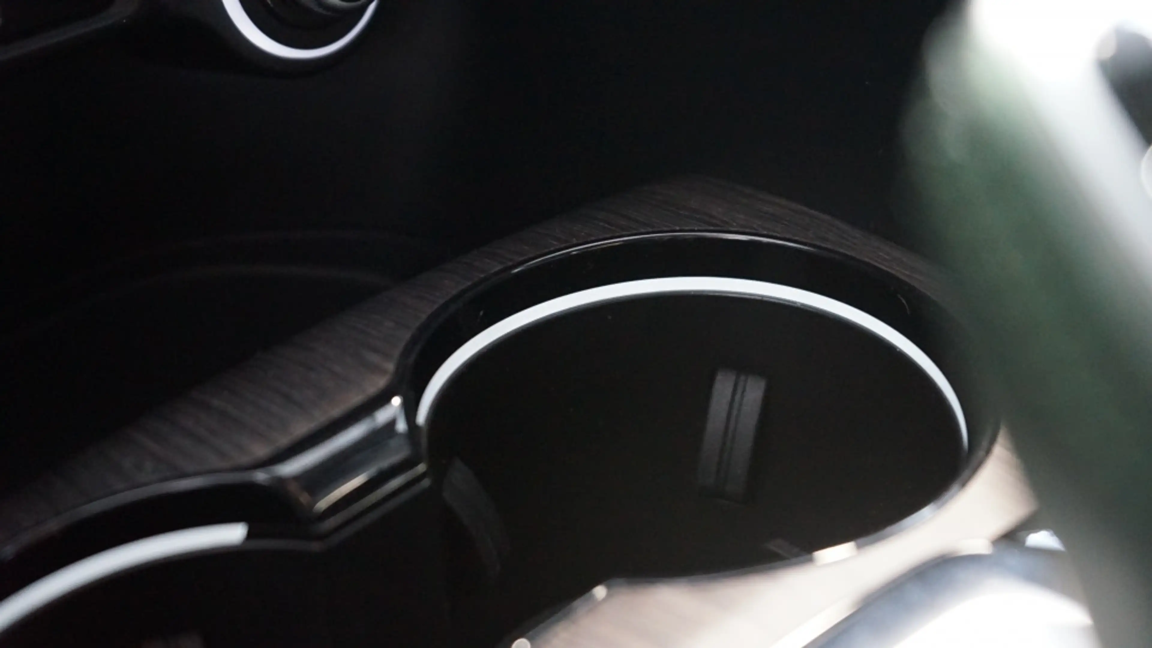 Alfa Romeo Giulia 2.0T TI | Flippers | Leer | H&K | Leder dash | Tre — photo 35