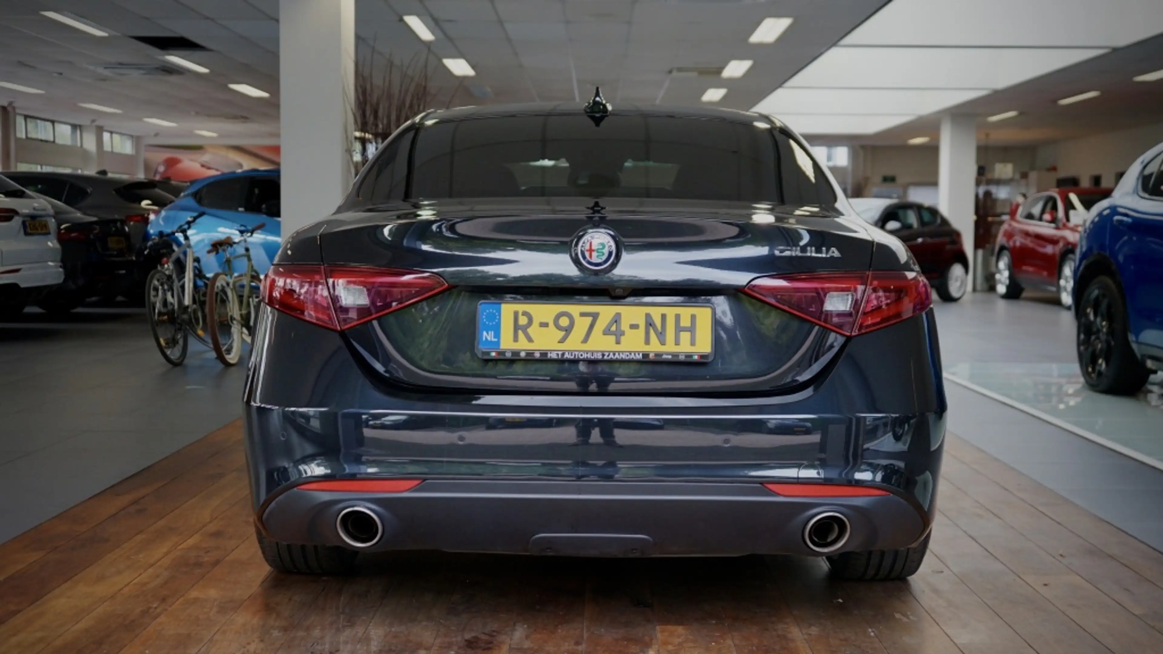 Alfa Romeo Giulia 2.0T TI | Flippers | Leer | H&K | Leder dash | Tre — photo 11
