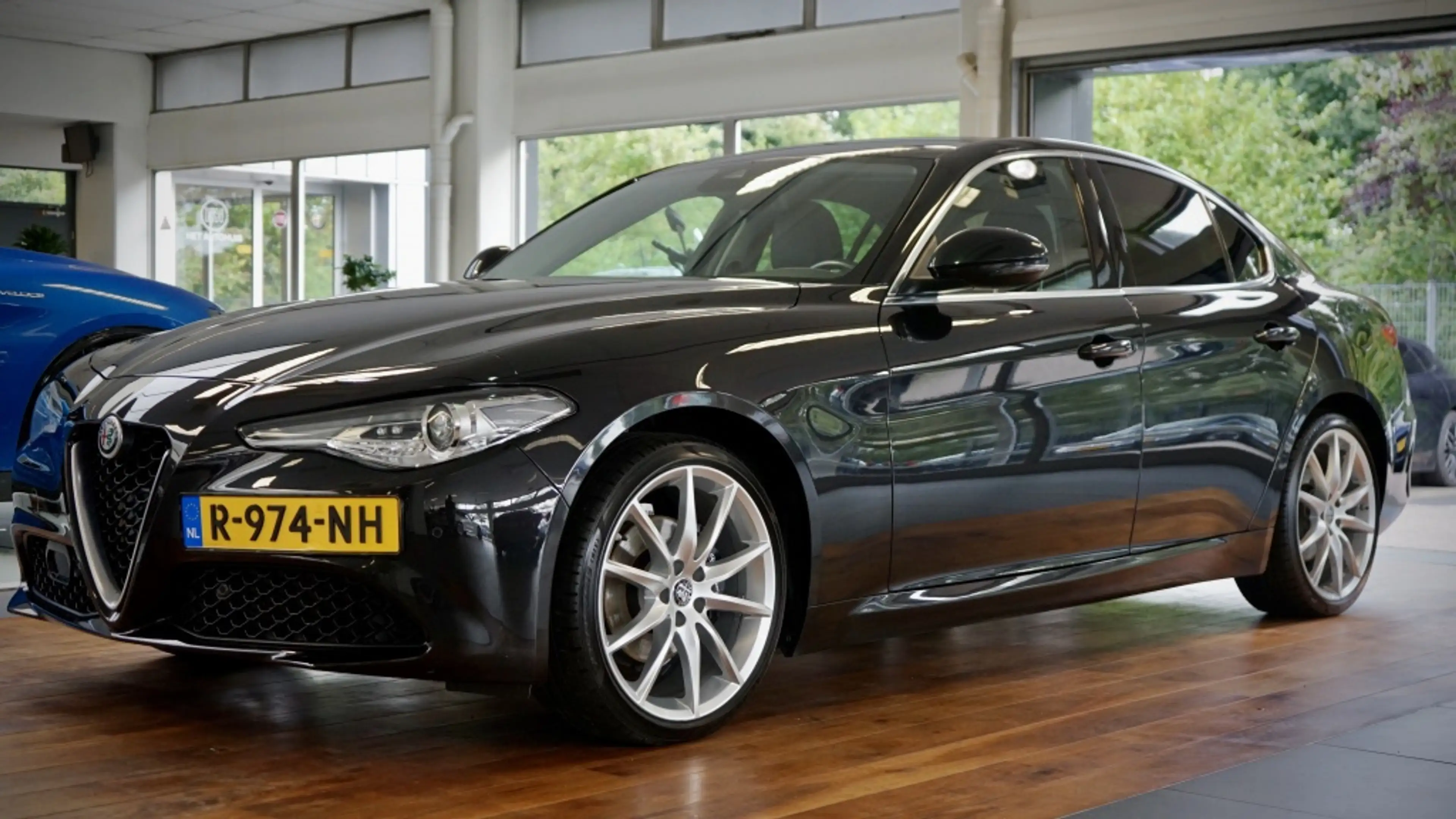 Alfa Romeo Giulia 2.0T TI | Flippers | Leer | H&K | Leder dash | Tre — photo 5