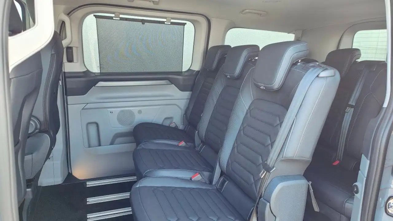 Ford Tourneo Custom 2026 — фото 11