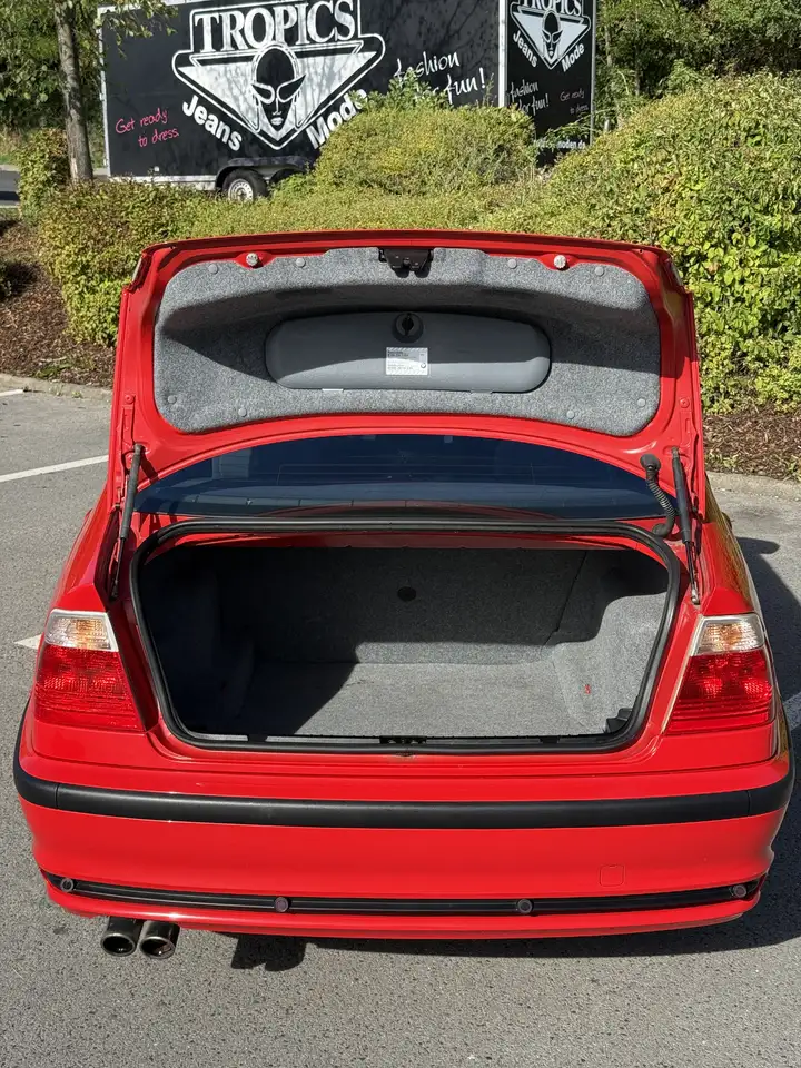 BMW 330i, foto 7