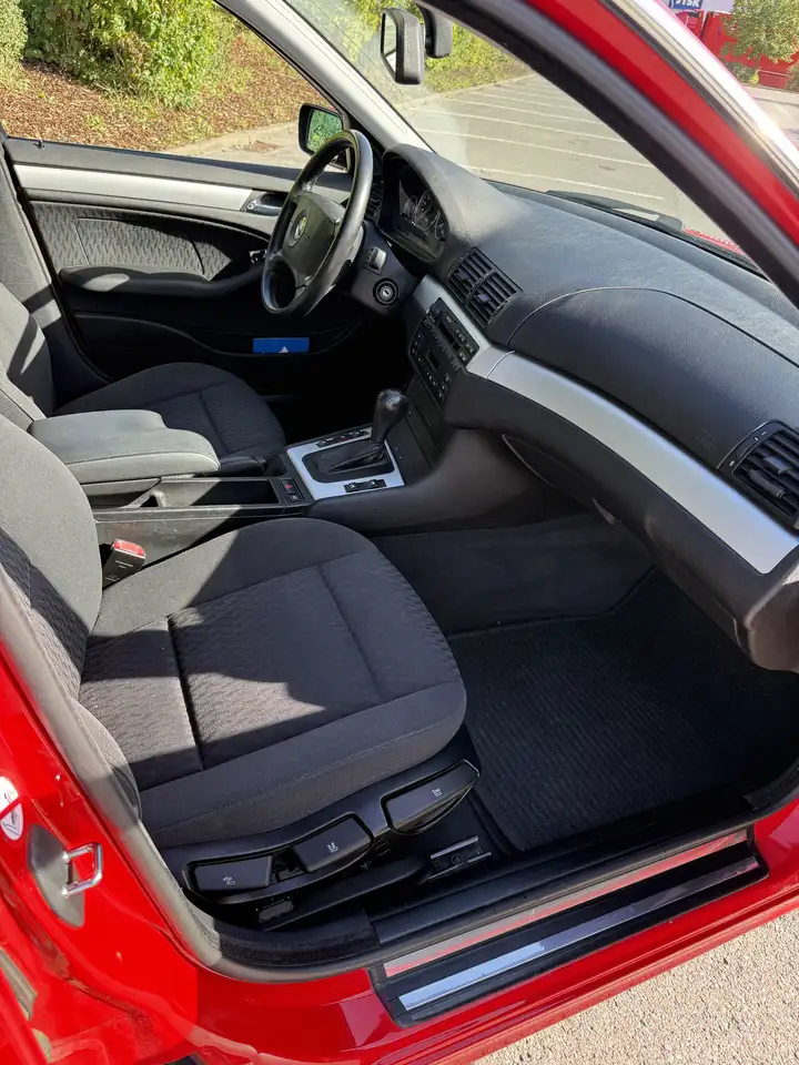 BMW 330i, foto 10