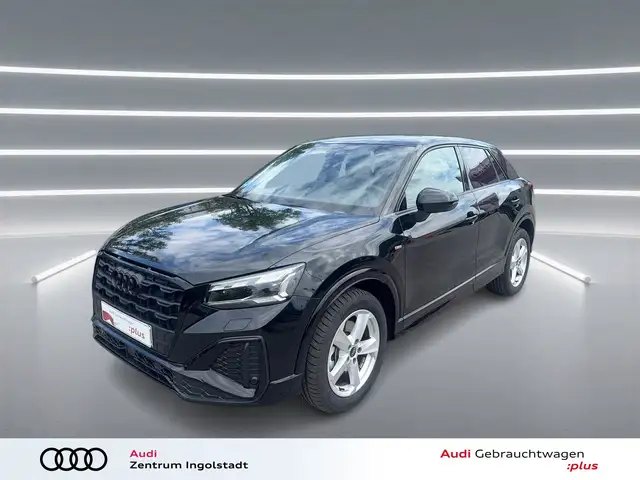 Audi Q2 40 TFSI qu S line MATRIX S Sitz Kam. AHK 18"