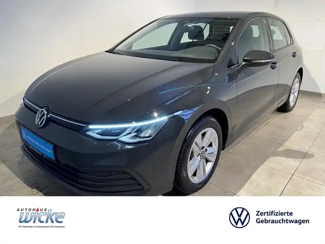 Volkswagen Golf VIII 1.0 TSI Basis KLIMA AHK KEYLESS LED