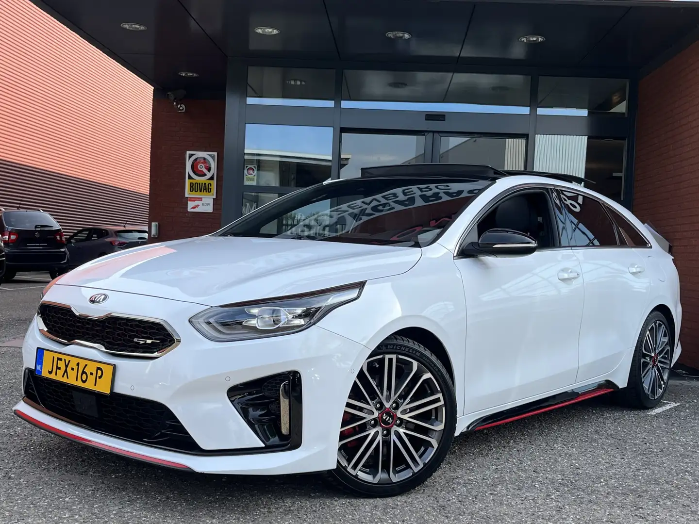 Kia ProCeed / pro_cee'd 1.6 T-GDI GT // FULL LED // PANO/SCHUIFKANTELDAK / Blanc - 2