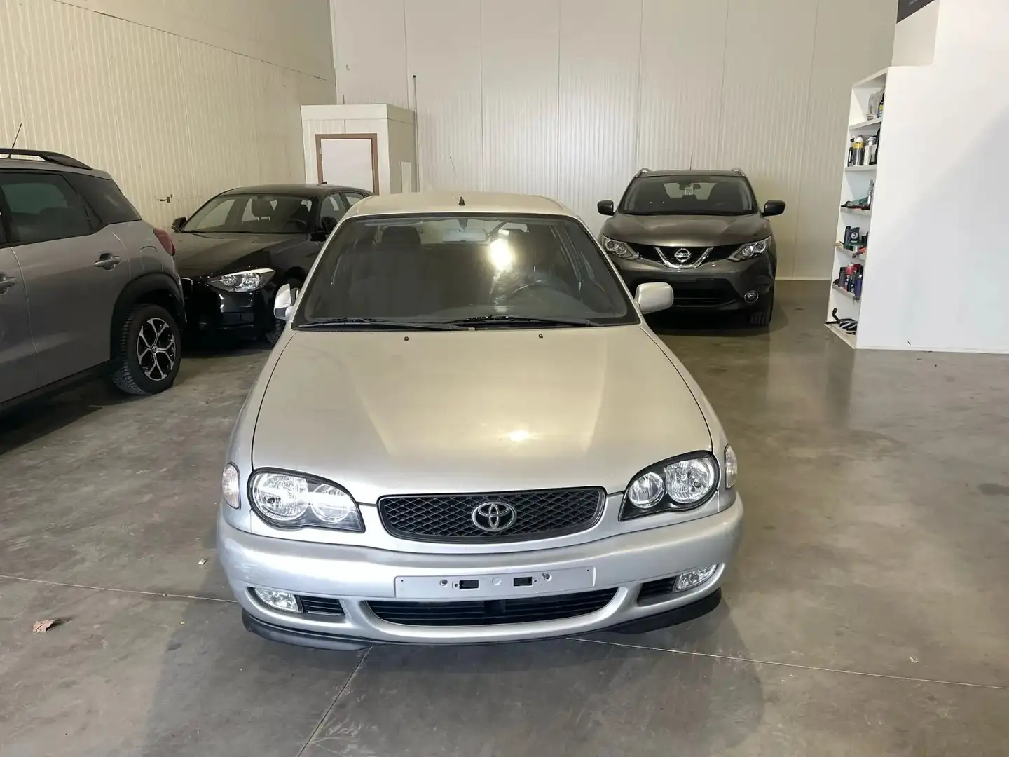 Toyota Corolla 1.6i VVT-i 16v G6 Gris - 2