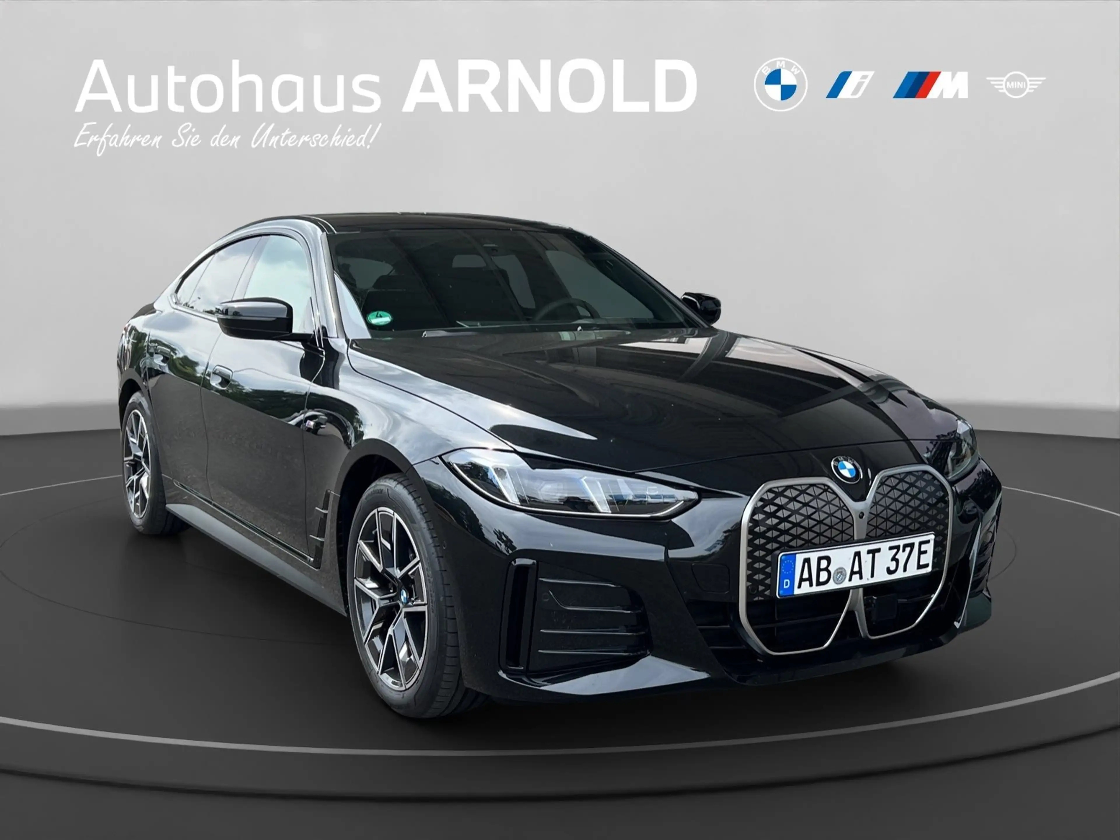 BMW i4 eDrive40 Gran Coupé M Sportpaket AHK HeadUp Drivin — photo 3