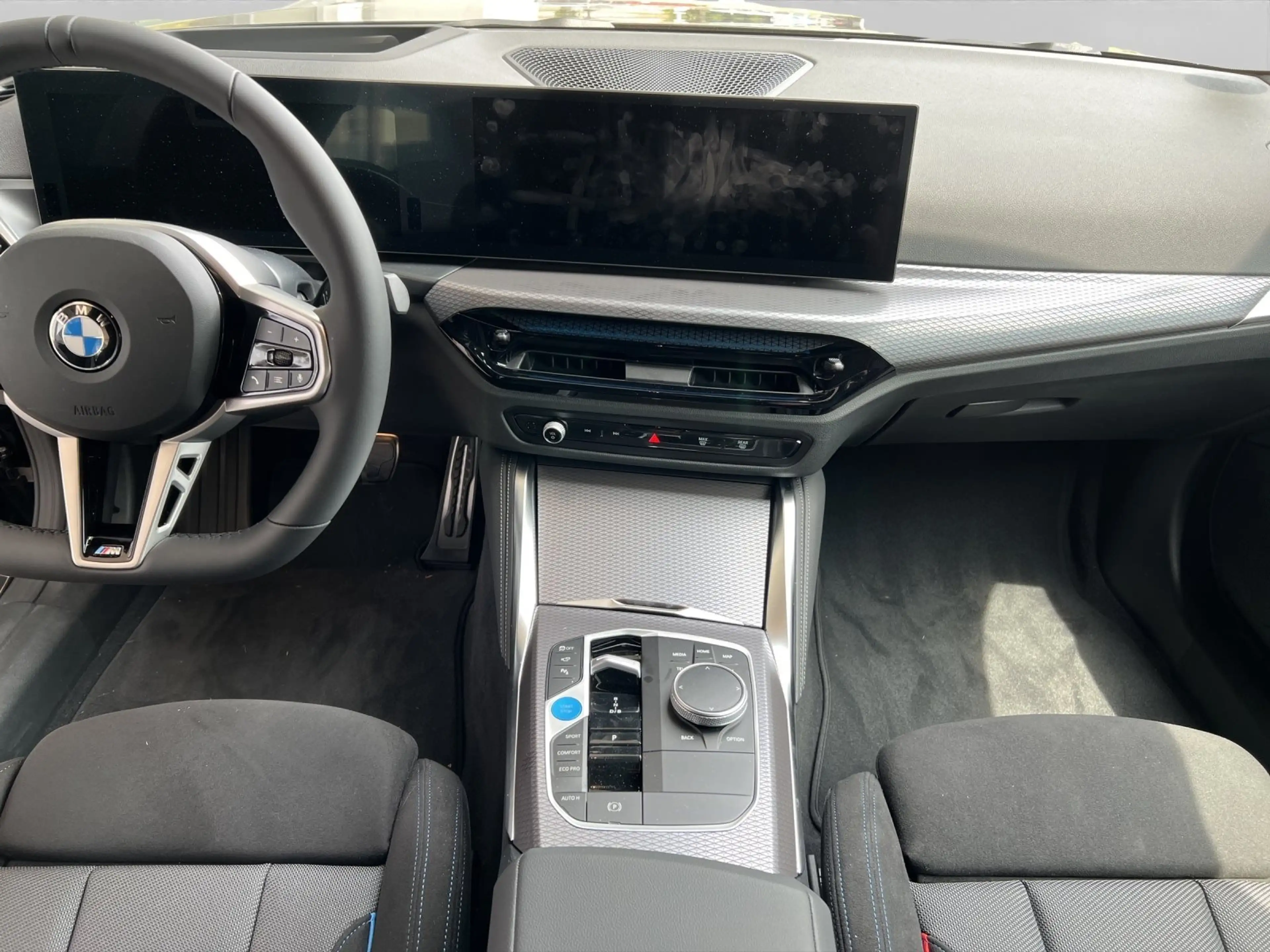 BMW i4 eDrive40 Gran Coupé M Sportpaket AHK HeadUp Drivin — photo 11