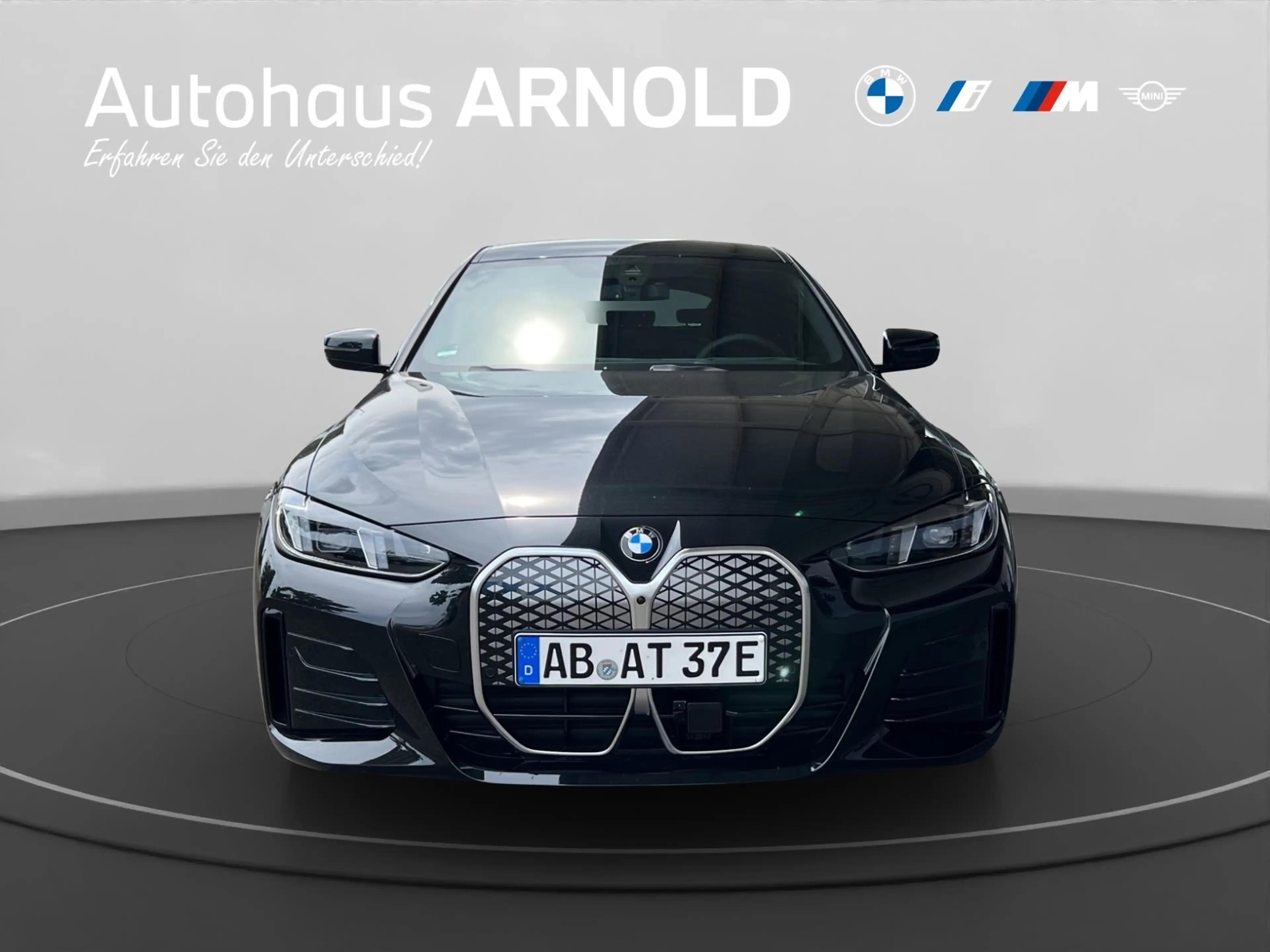 BMW i4 eDrive40 Gran Coupé M Sportpaket AHK HeadUp Drivin — photo 2