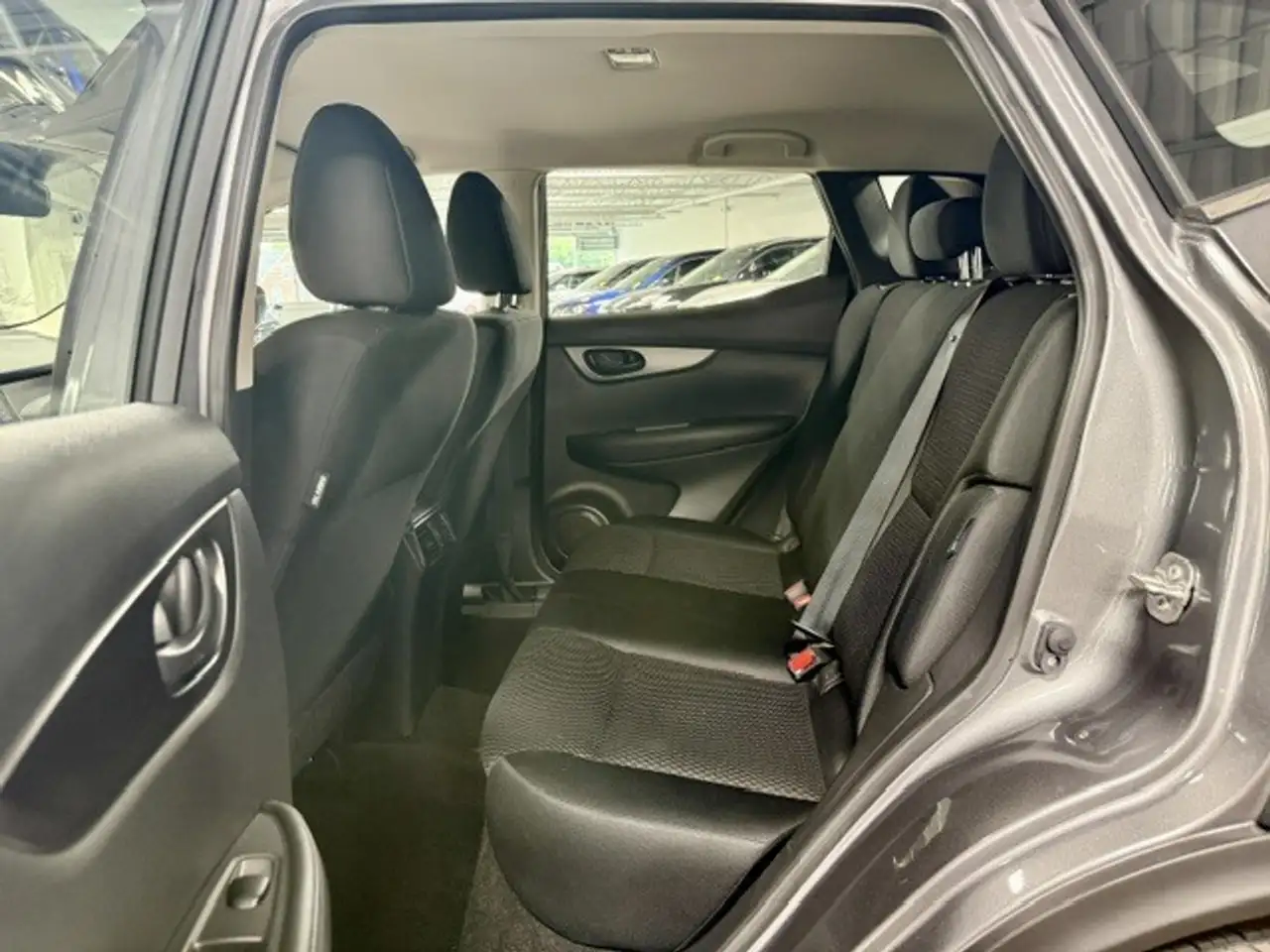 Nissan Qashqai photo Nissan Qashqai