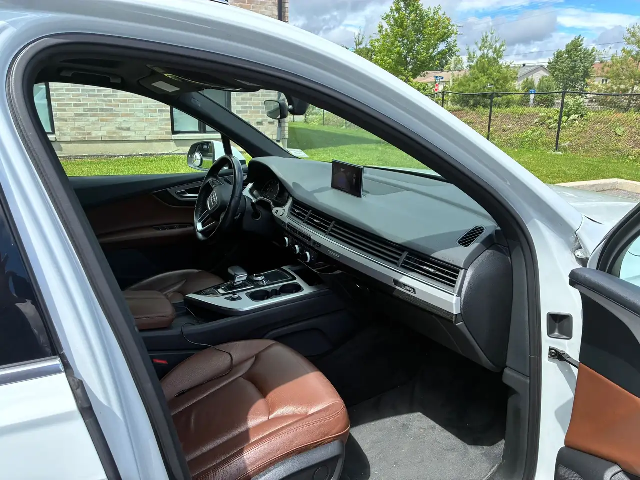 Audi Q7 снимка Audi Q7