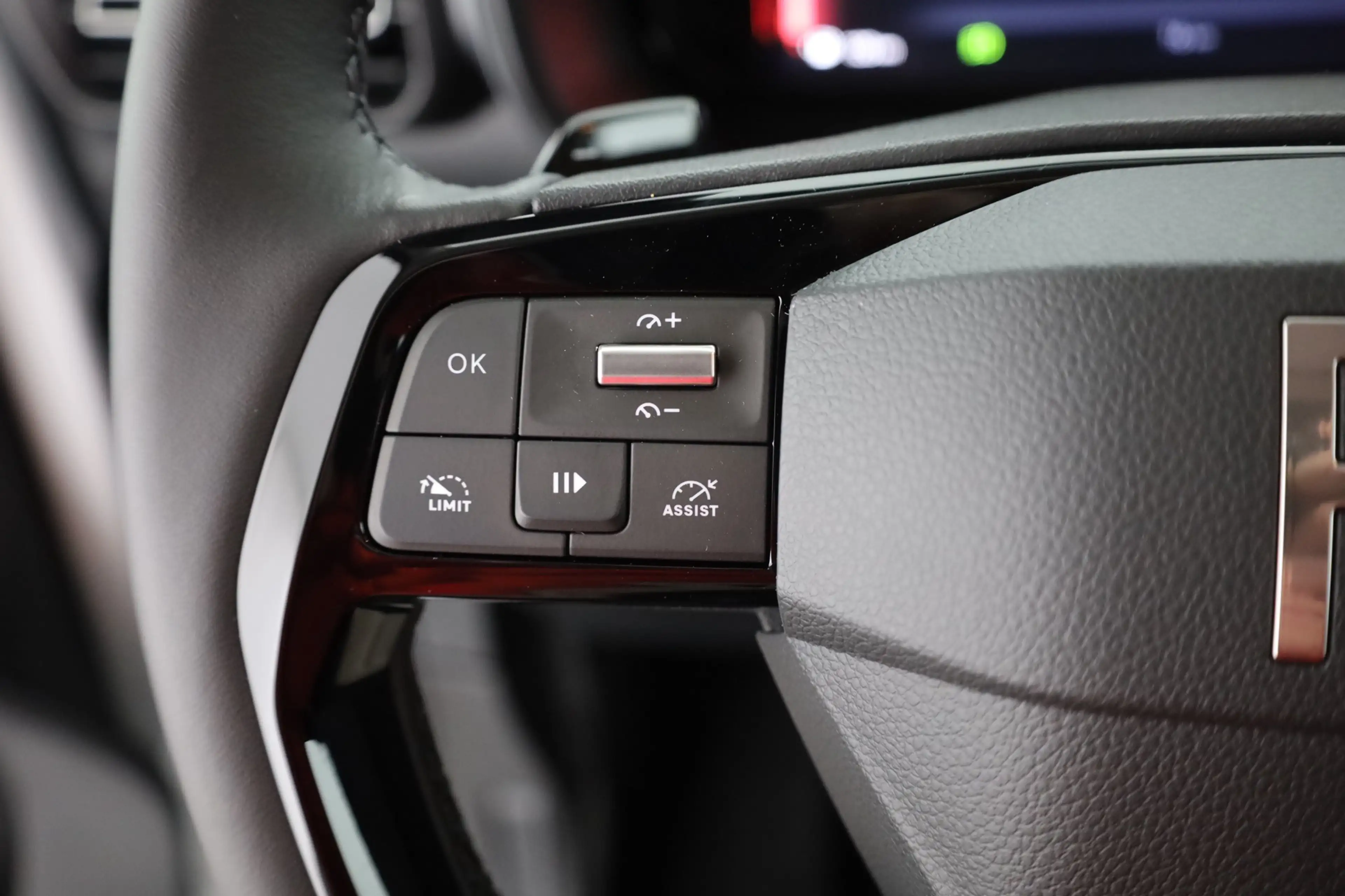 Fiat Doblo Maxi 1.5 BlueHDi Aut. LED Navi 7-Sitzer — photo 15