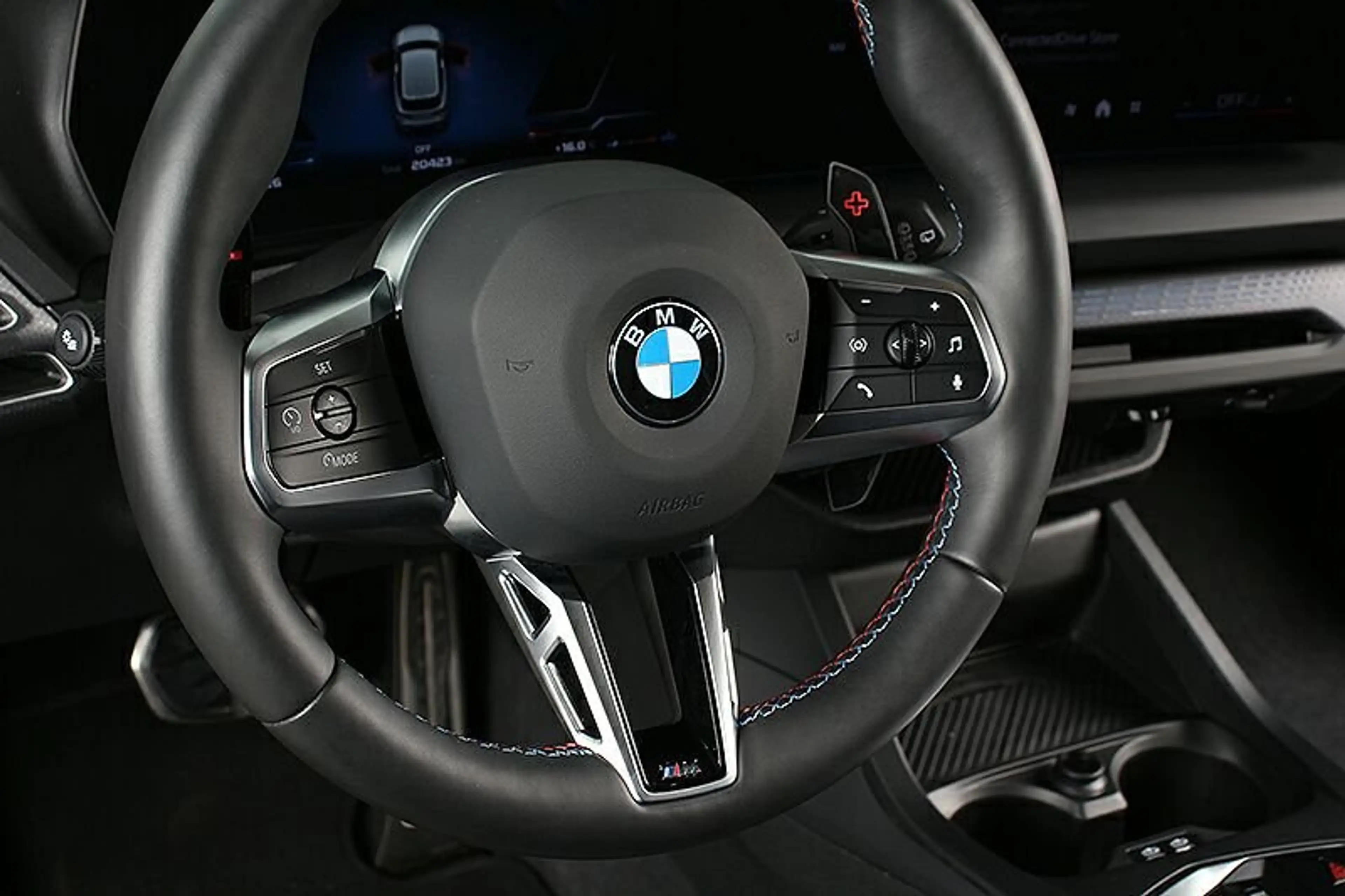 BMW M1 xDr ACC Park+ HuD LED H&K el.Sitze Lenkradh — photo 14