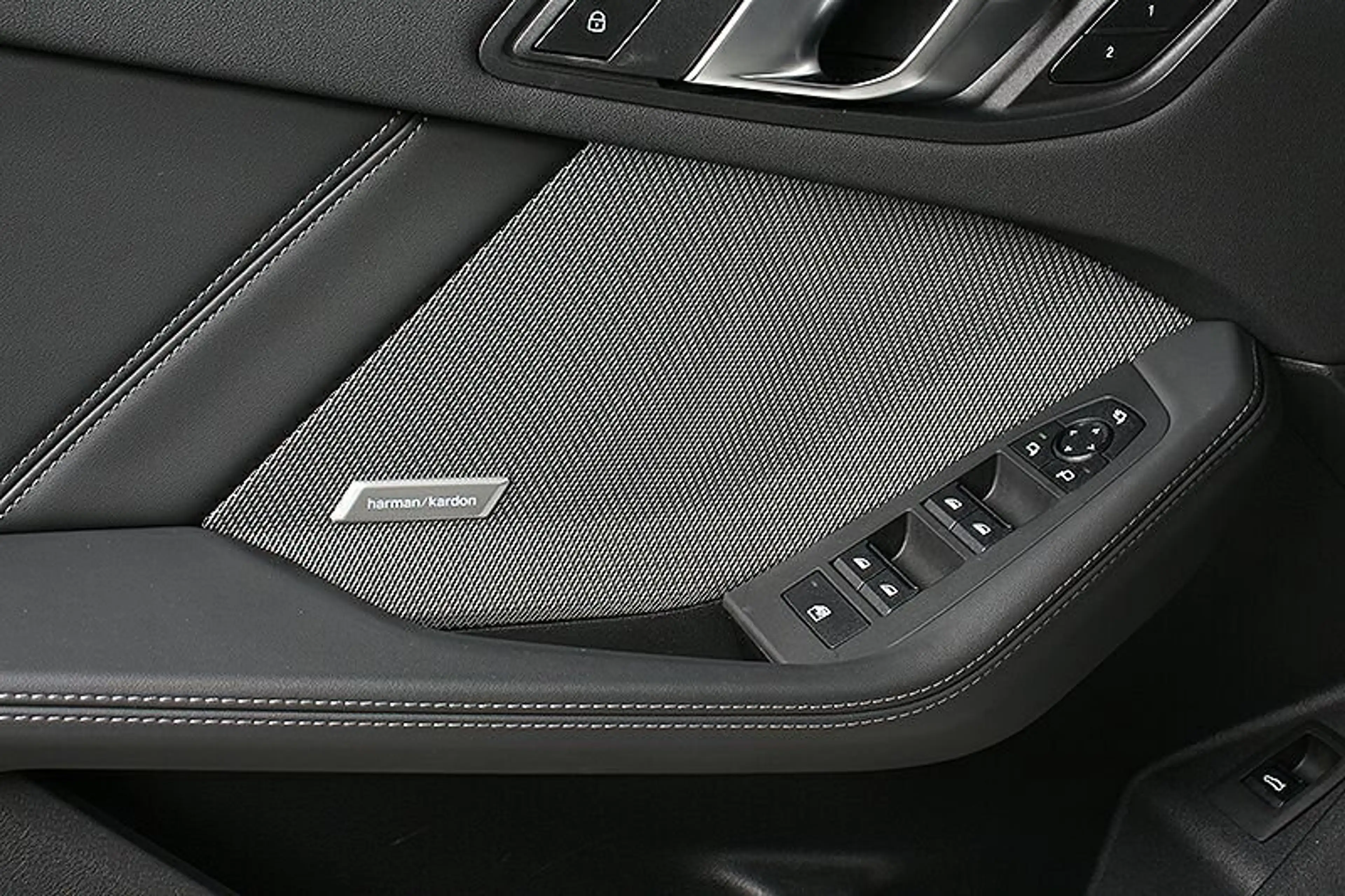 BMW M1 xDr ACC Park+ HuD LED H&K el.Sitze Lenkradh — photo 15