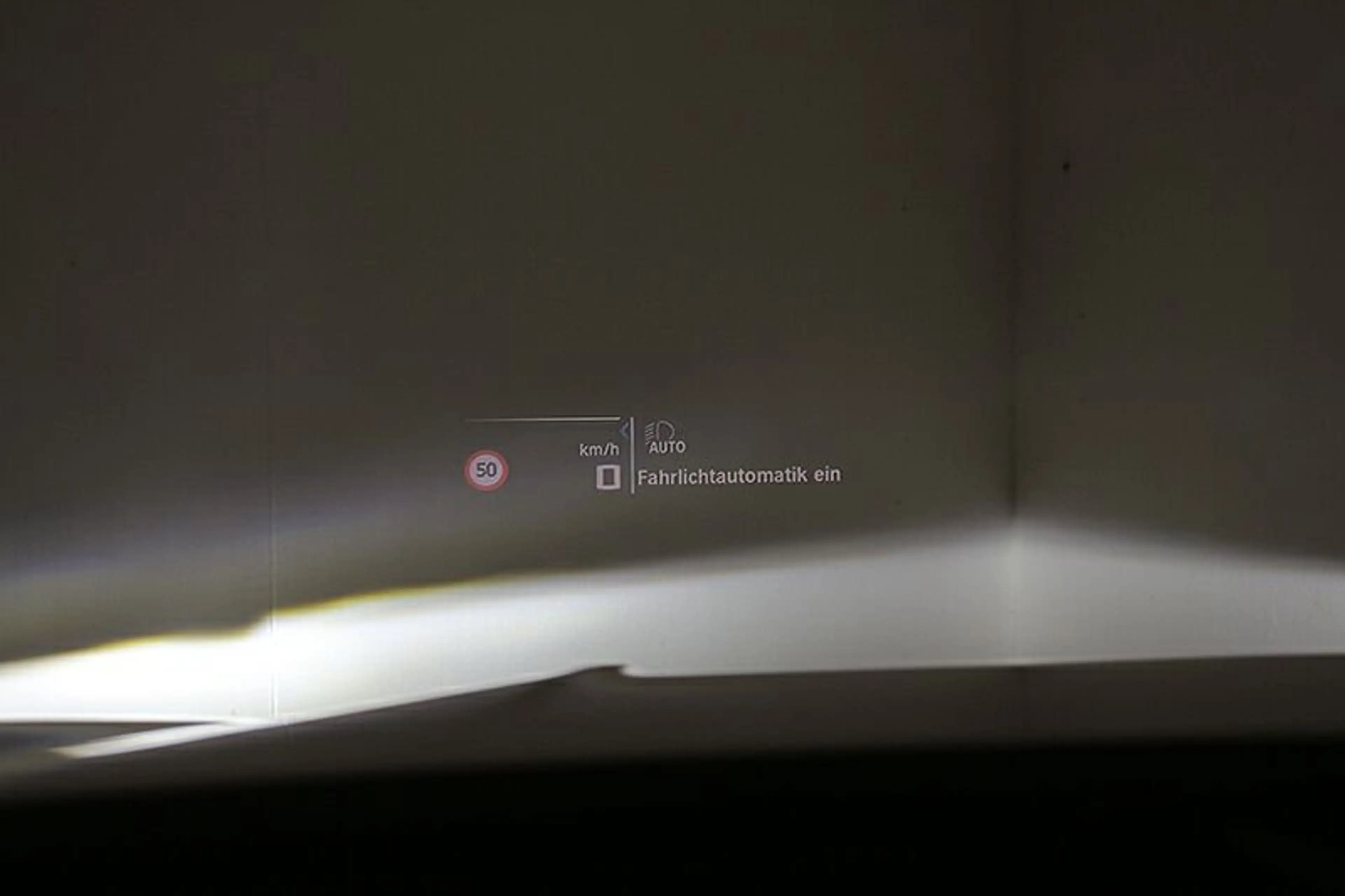 BMW M1 xDr ACC Park+ HuD LED H&K el.Sitze Lenkradh — photo 13