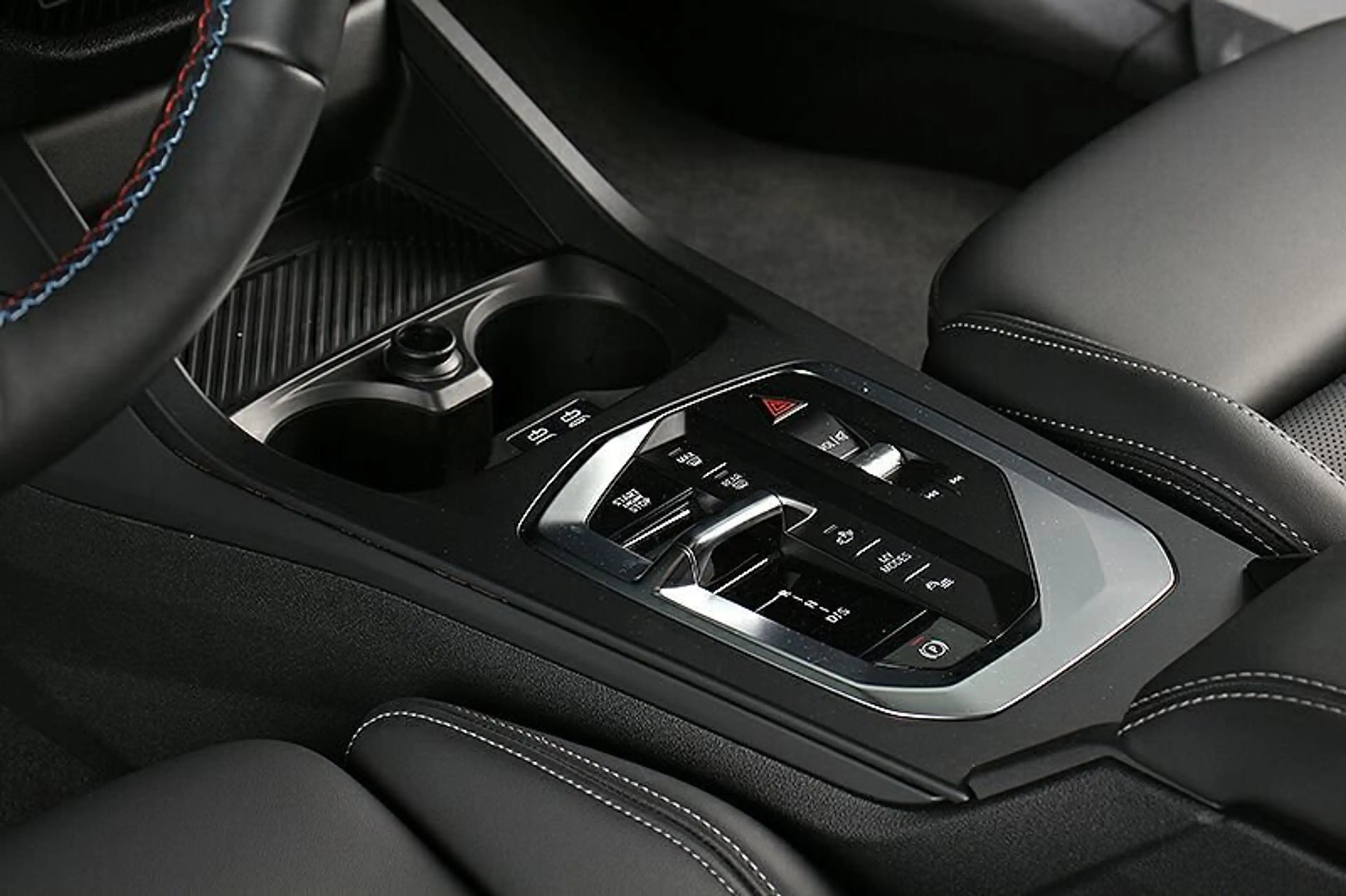 BMW M1 xDr ACC Park+ HuD LED H&K el.Sitze Lenkradh — photo 9