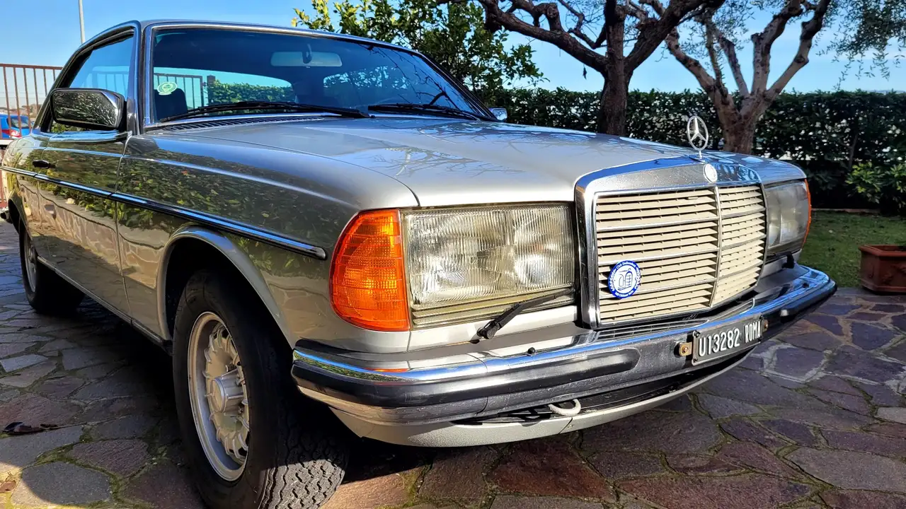 Mercedes-Benz CE 280, foto 3