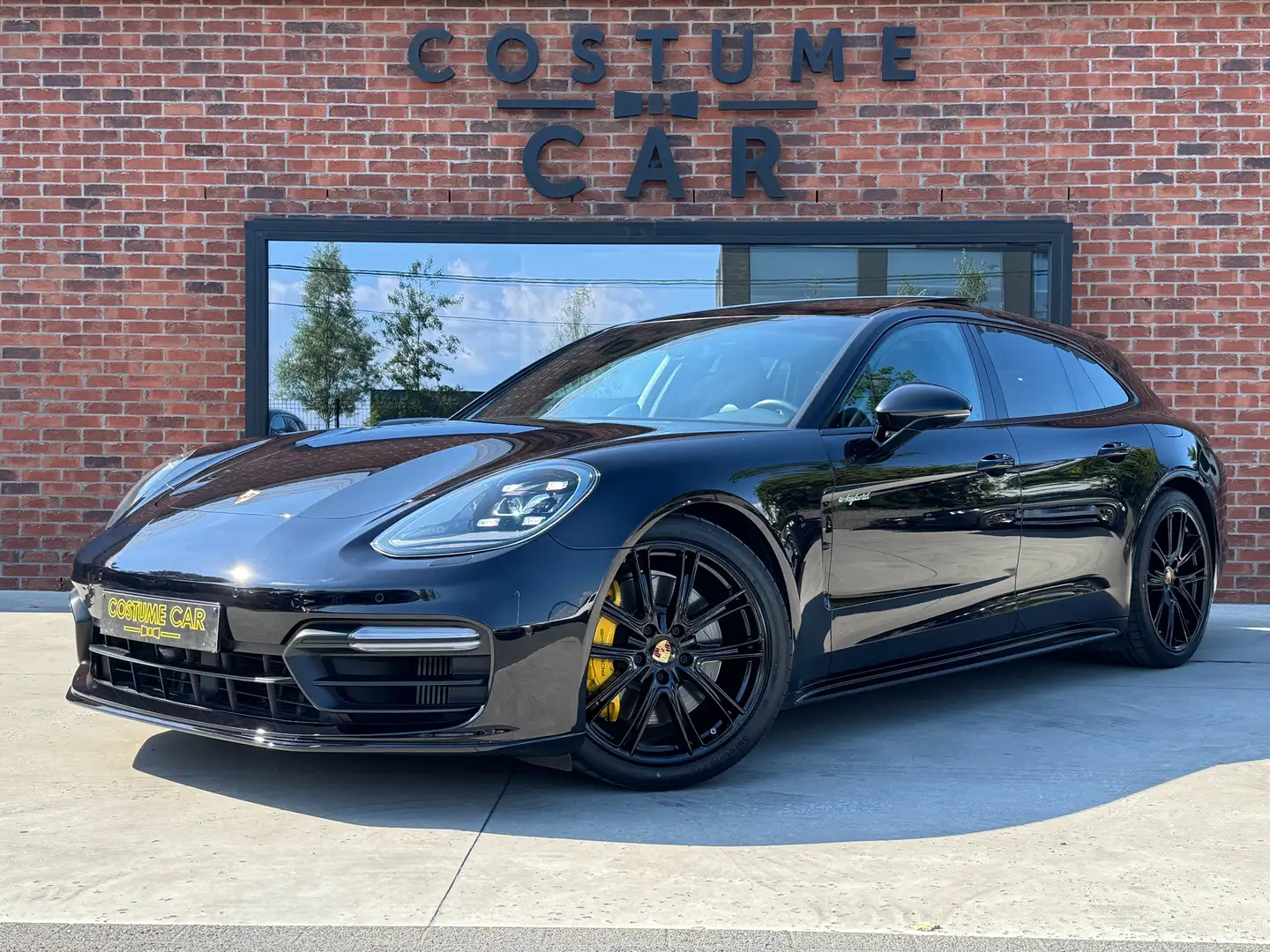 Porsche Panamera 4 e-Hybrid Sport Turismo 2.9 - Toit ouvrant Noir - 1