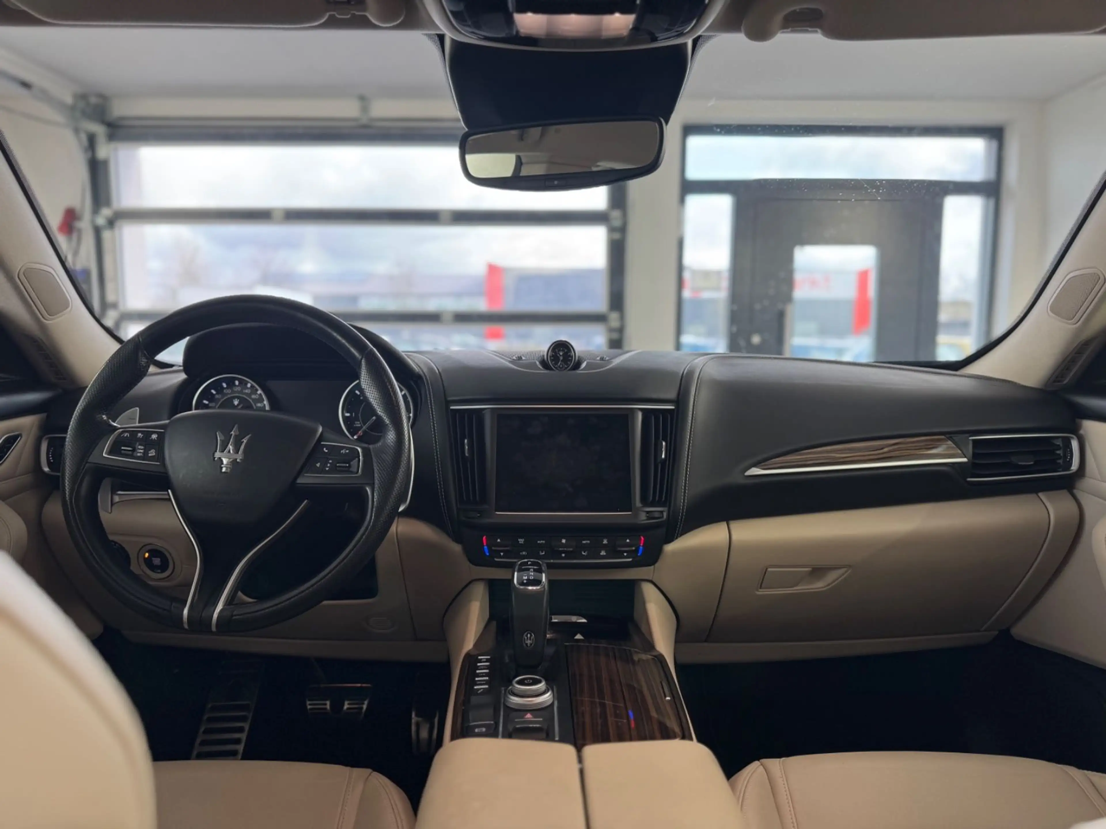Maserati Levante Diesel *Fahrassistenz*Bi-Xenon*Sport* — photo 12