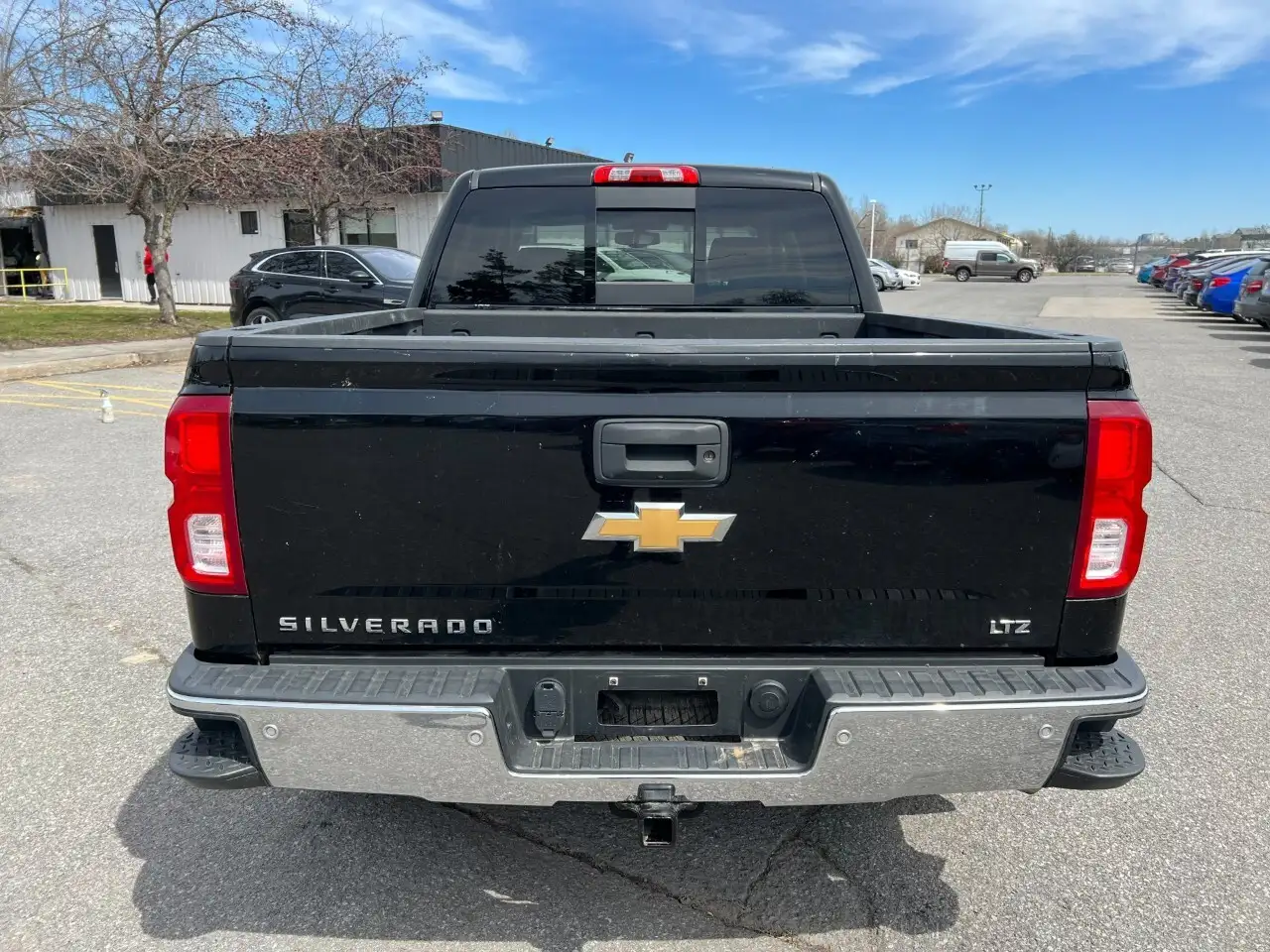 Chevrolet Silverado 1500 снимка Chevrolet Silverado 1500