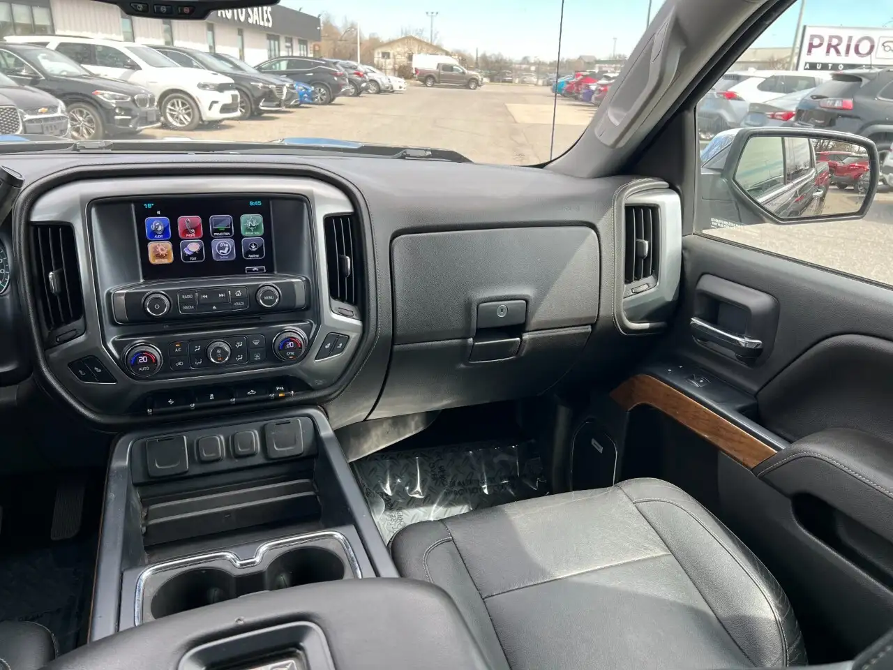 Chevrolet Silverado 1500 снимка Chevrolet Silverado 1500