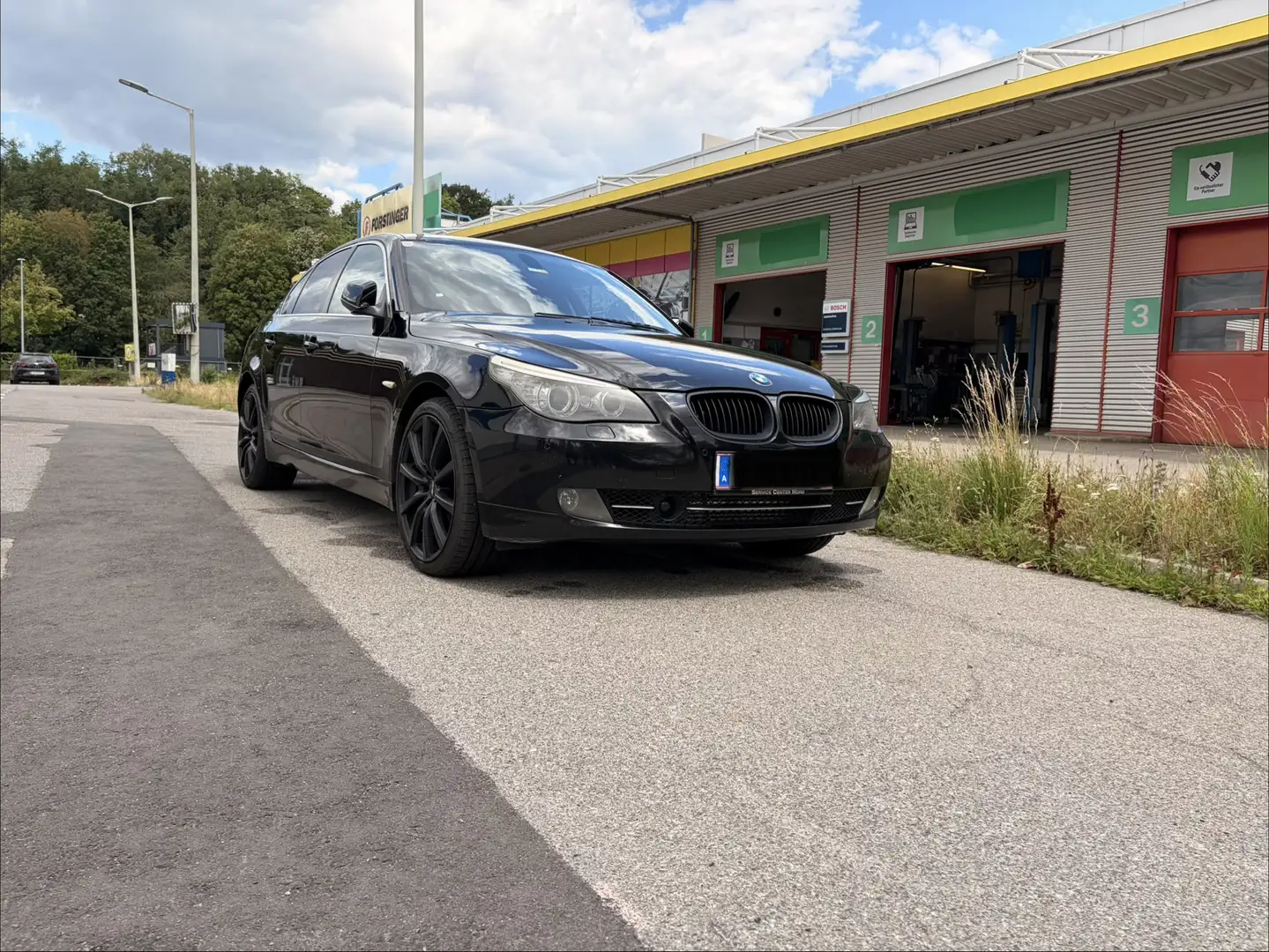 BMW 525 525d xDrive Österreich-Paket Aut. - 2