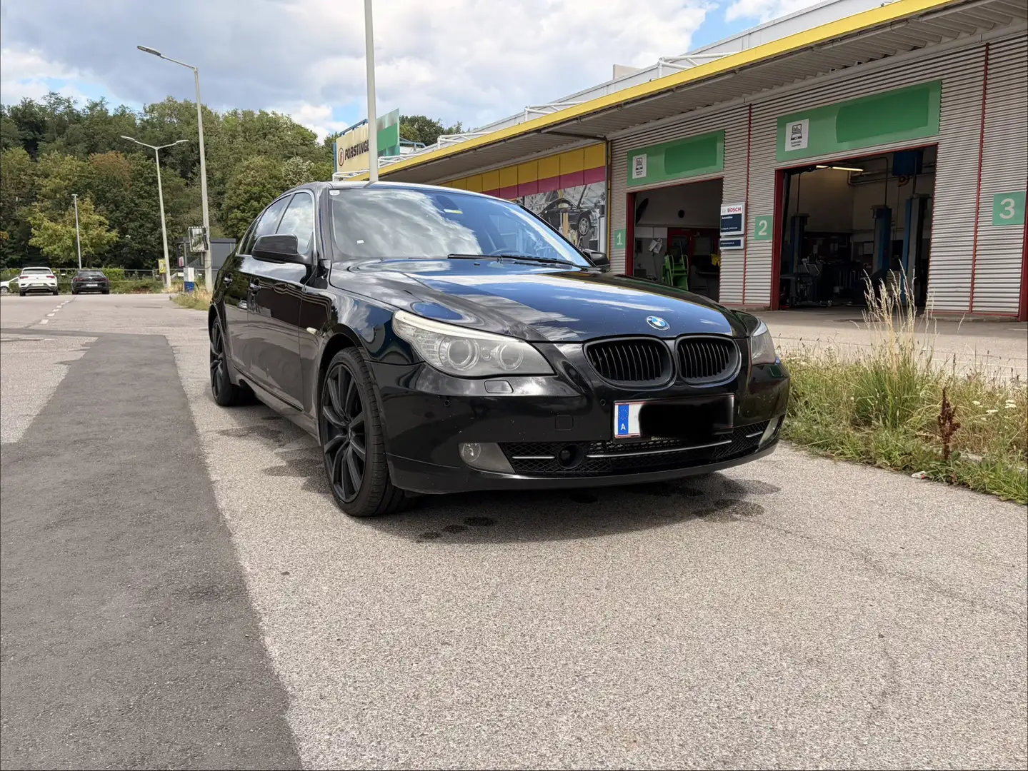 BMW 525 525d xDrive Österreich-Paket Aut. - 1