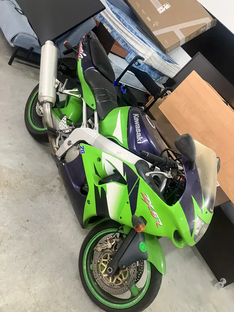 Kawasaki Ninja ZX-6R Verde - 1