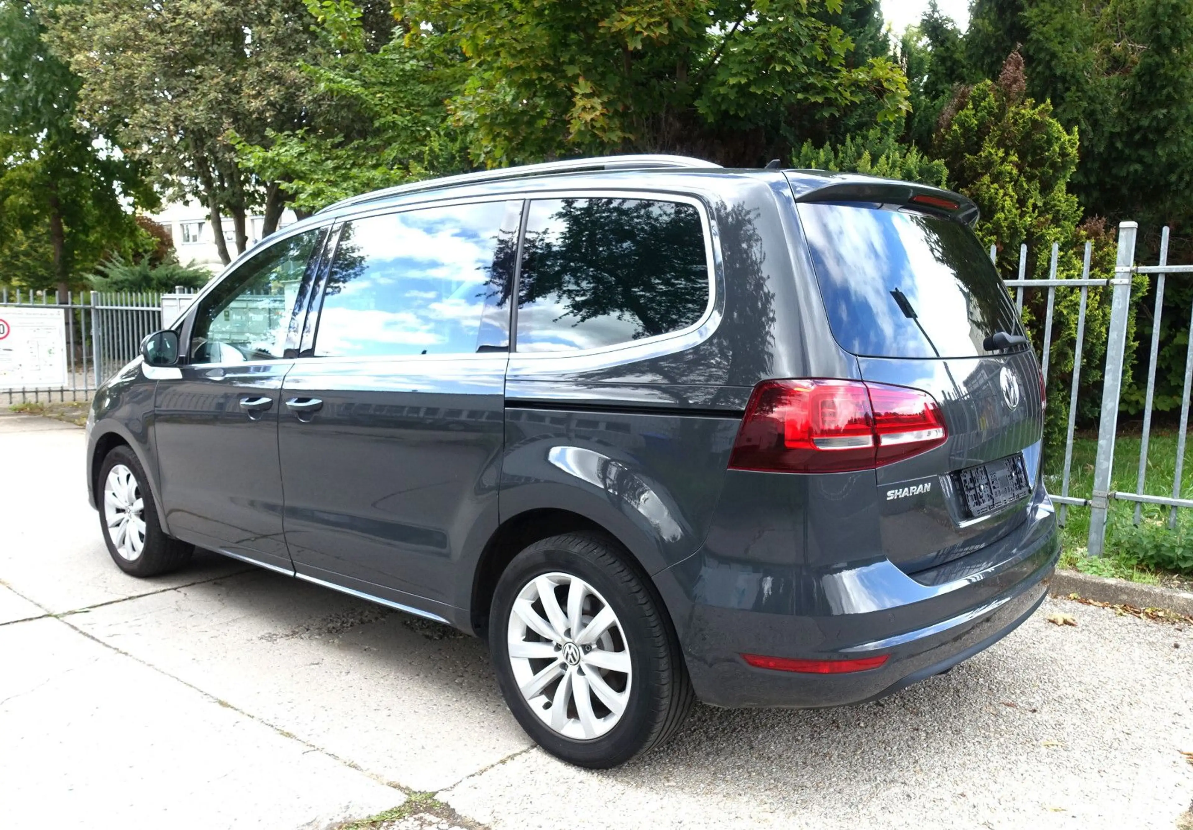 Volkswagen Sharan 1.4 TSI Highline*XENON*NAVI*ALCANTARA*ACC — photo 6