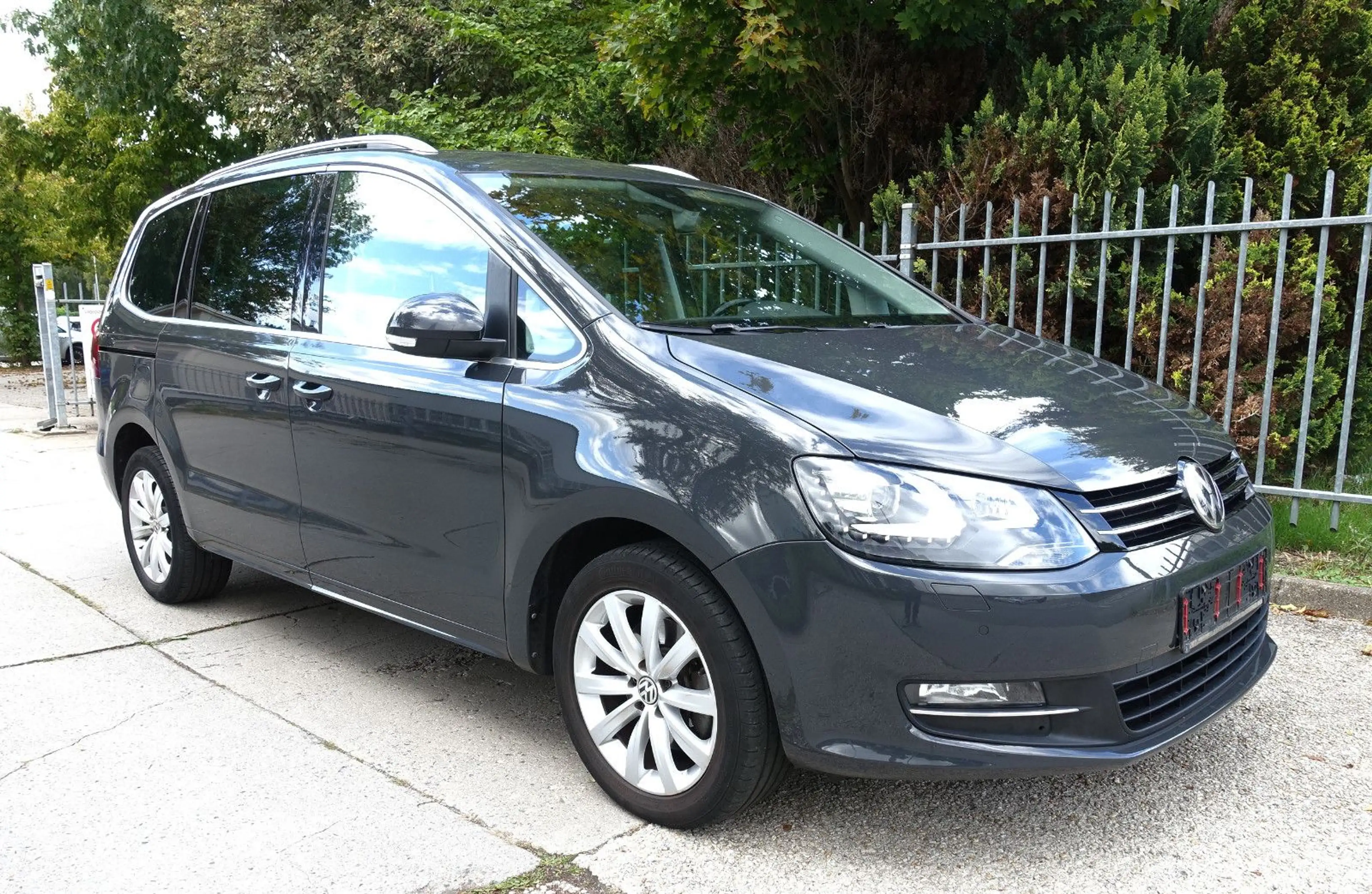 Volkswagen Sharan 1.4 TSI Highline*XENON*NAVI*ALCANTARA*ACC