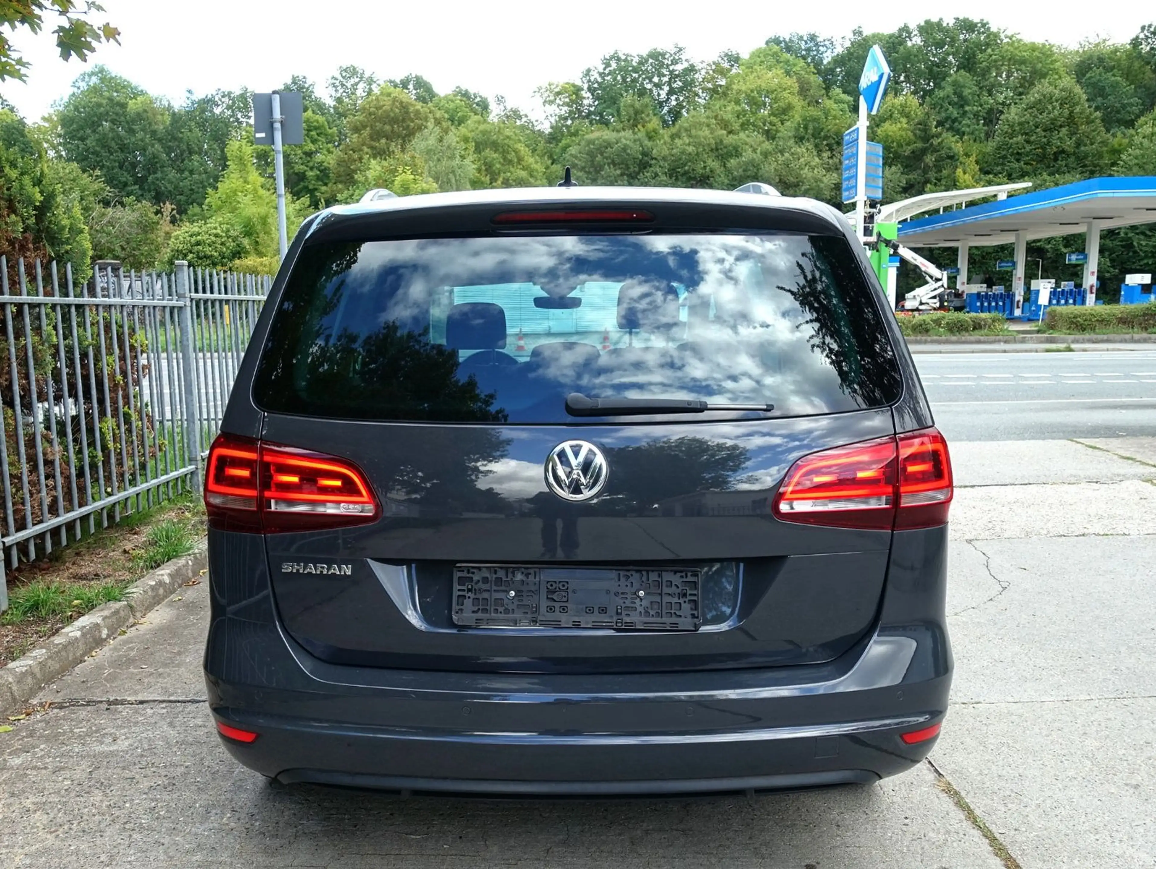 Volkswagen Sharan 1.4 TSI Highline*XENON*NAVI*ALCANTARA*ACC — photo 7