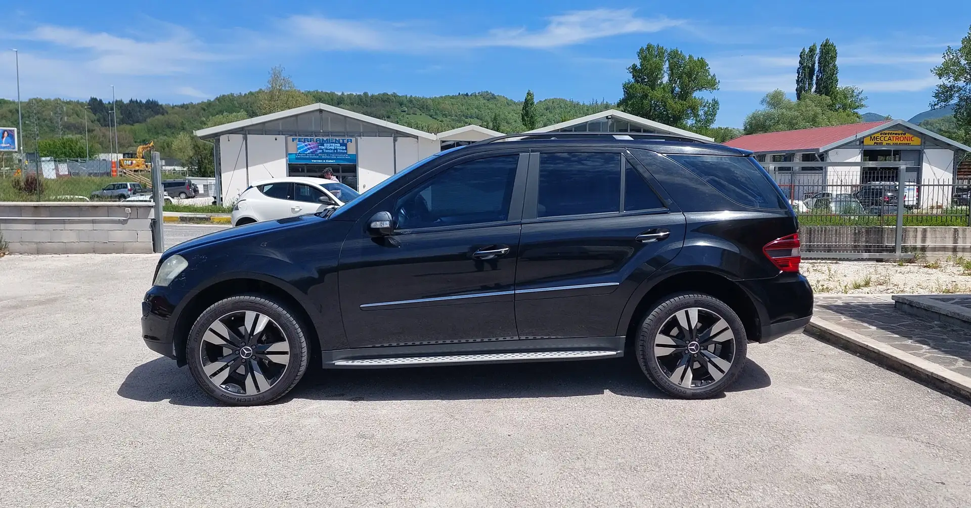 Mercedes-Benz ML 320 Noir - 2