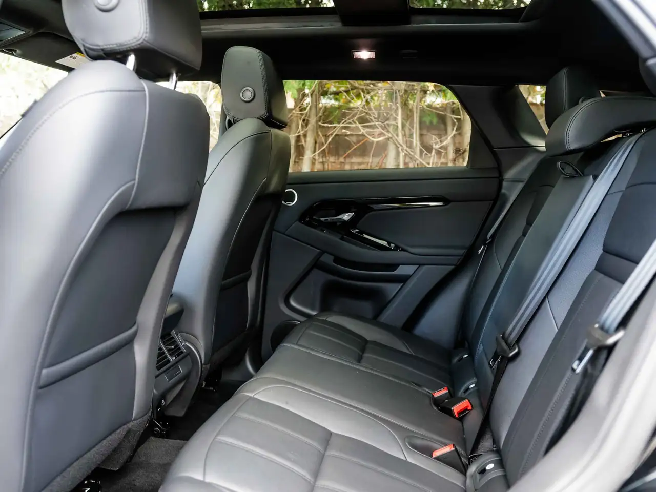 Land Rover Range Rover Evoque снимка Land Rover Range Rover Evoque