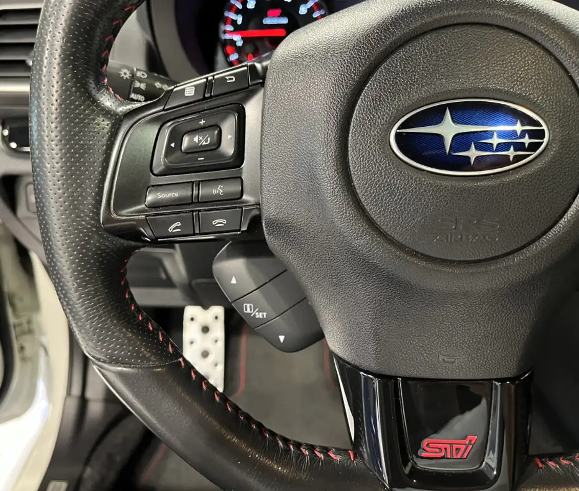 Subaru WRX снимка Subaru WRX