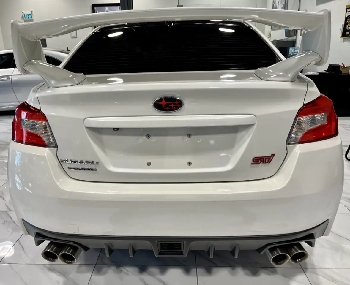 Subaru WRX снимка Subaru WRX