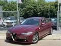 Alfa Romeo Giulia 2.2 JTDm-NAVI-EURO6-FULL KEYLESS-CAMERA-CRUISE Zwart - thumbnail 1