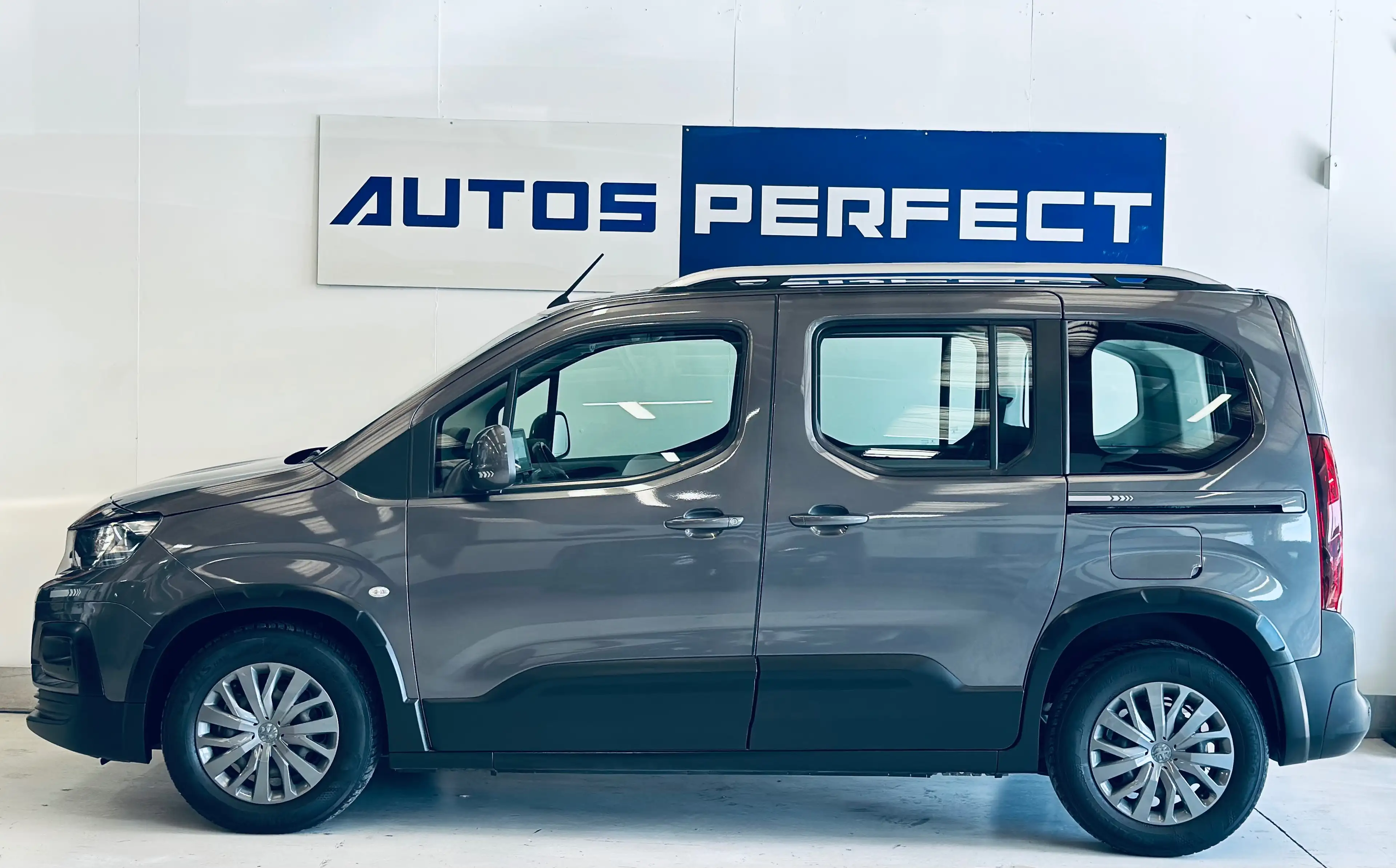 Peugeot Rifter 1.2 Performance PDC NAVI BLUETOOTH ISOFIX LIM CRUISE CLIM BIZONE — photo 3