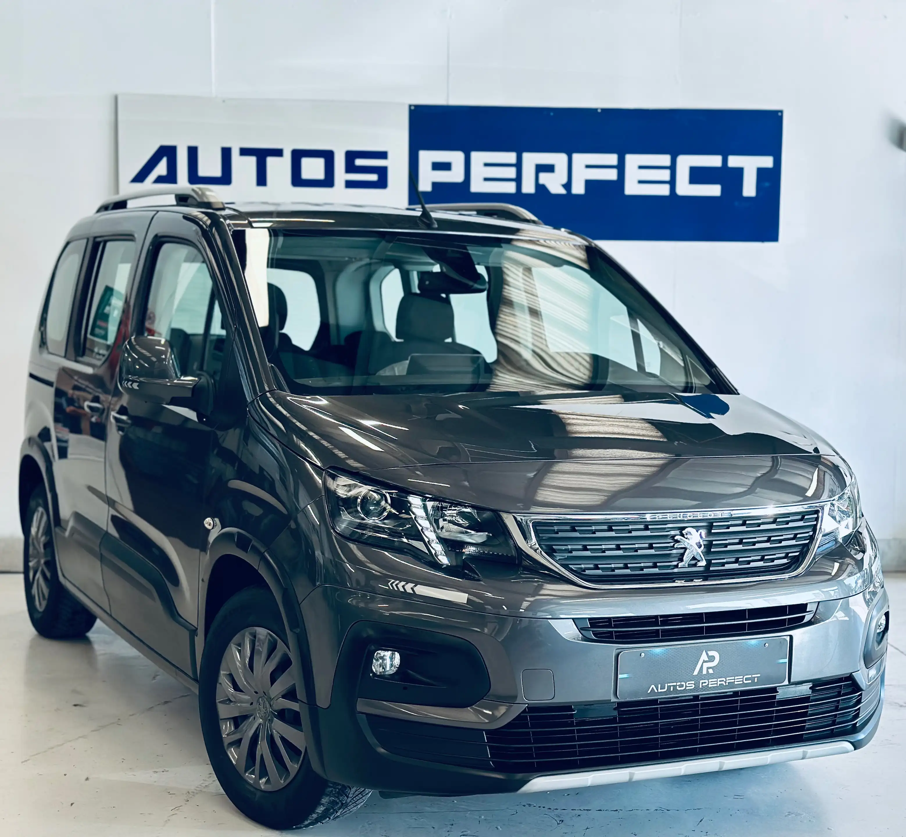 Peugeot Rifter 1.2 Performance PDC NAVI BLUETOOTH ISOFIX LIM CRUISE CLIM BIZONE — photo 2