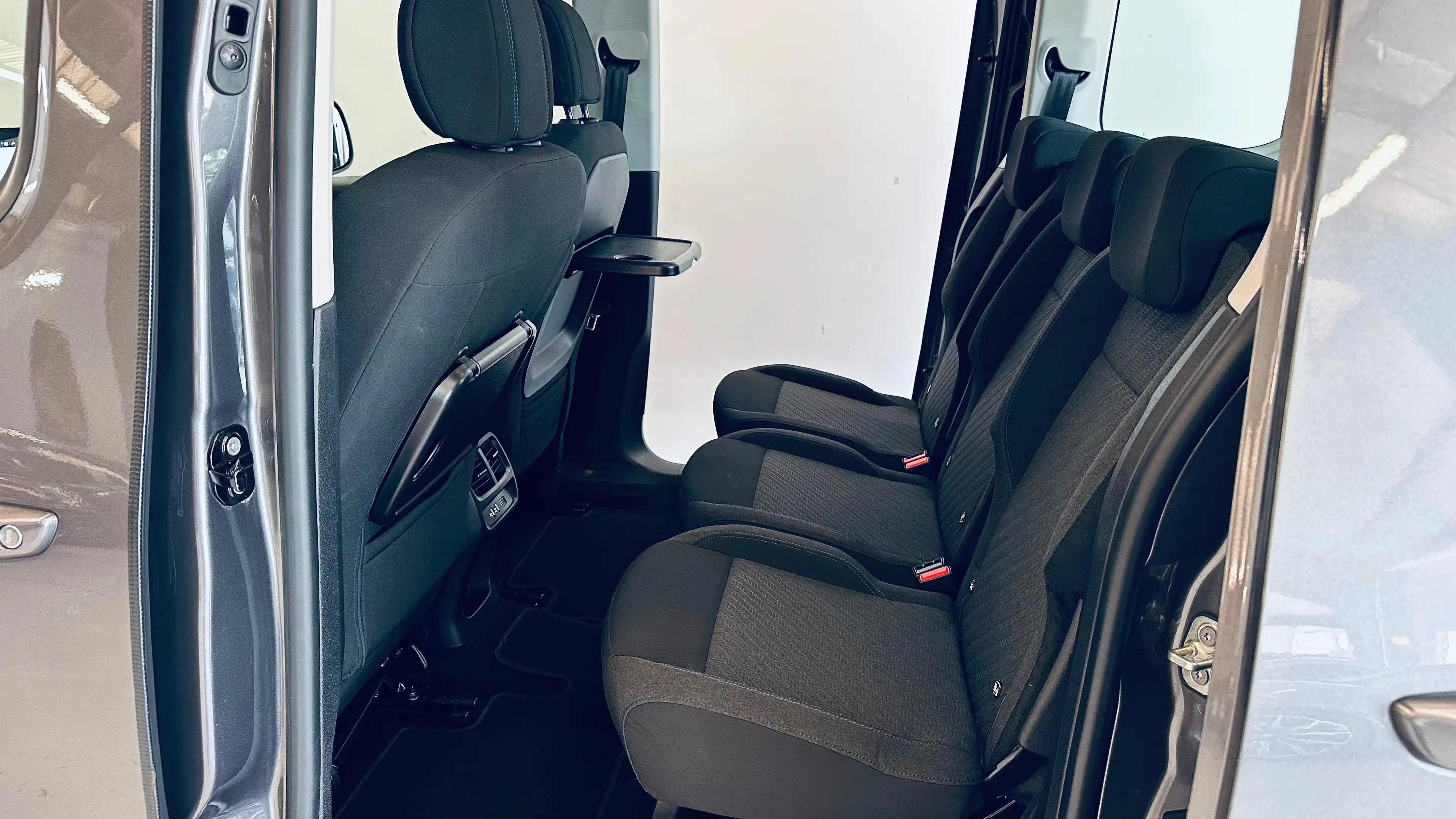 Peugeot Rifter 1.2 Performance PDC NAVI BLUETOOTH ISOFIX LIM CRUISE CLIM BIZONE — photo 7