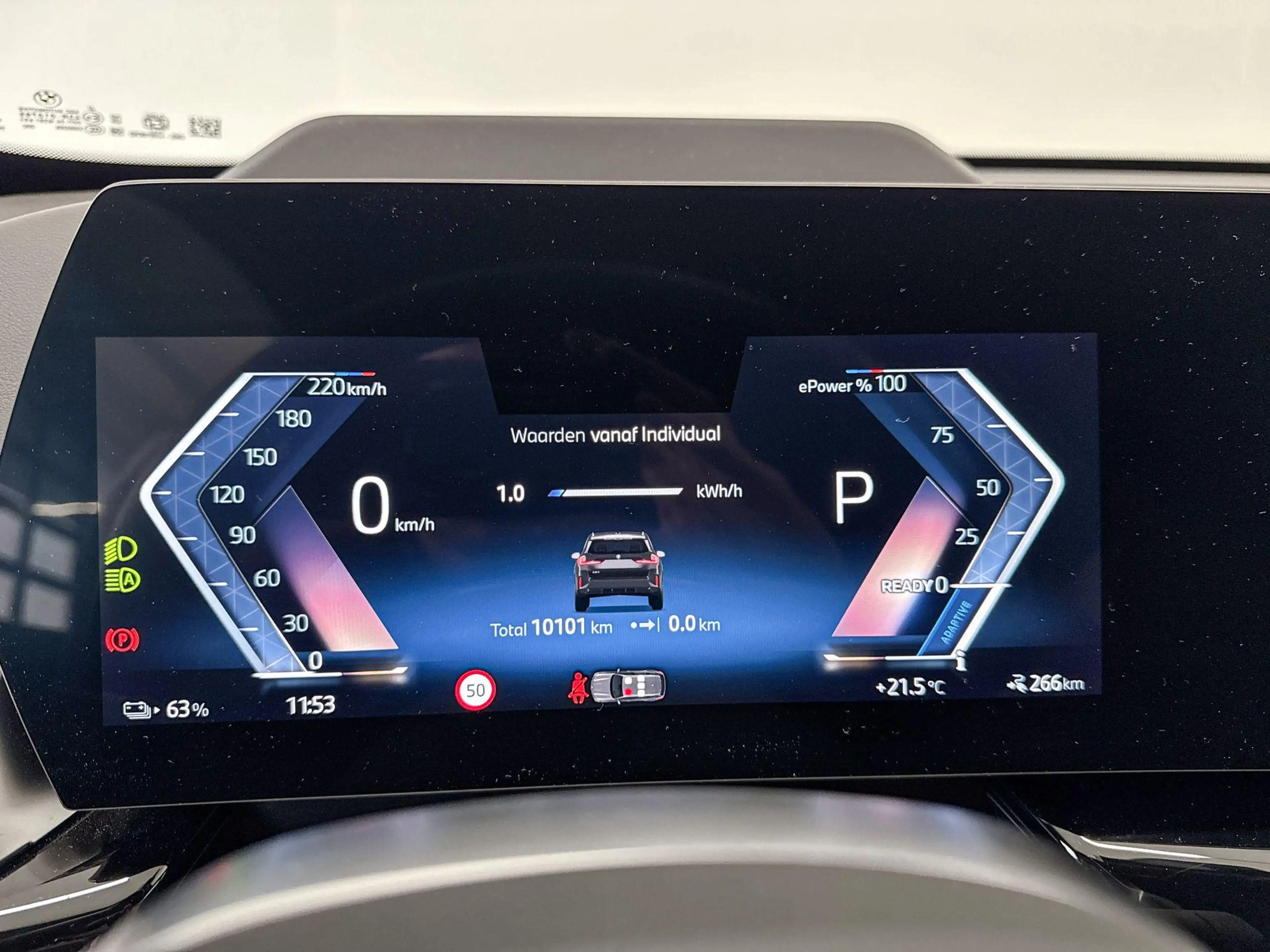 BMW iX1 xDrive30 67 kWh - Verwacht: november 2026 — photo 12