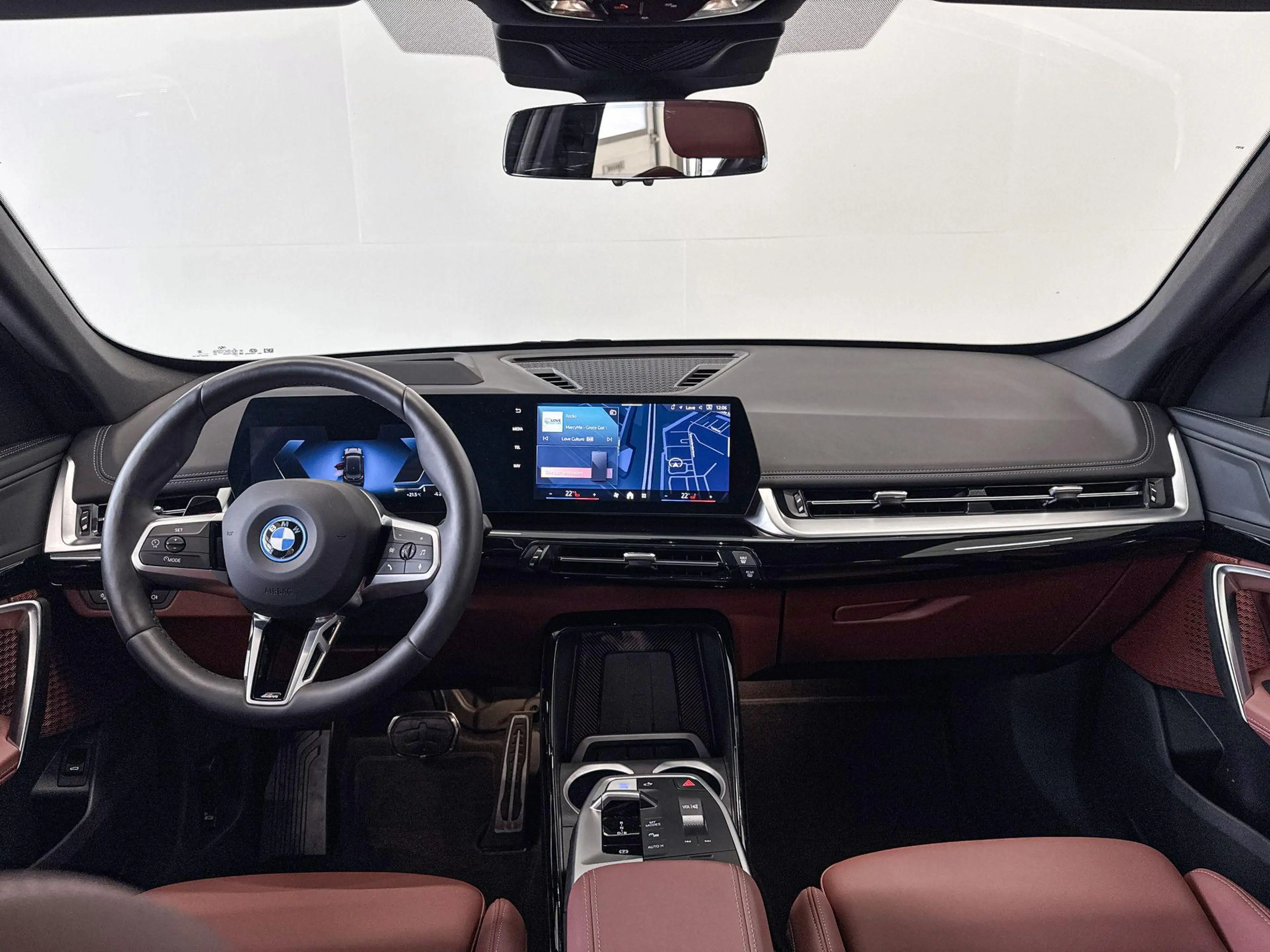 BMW iX1 xDrive30 67 kWh - Verwacht: november 2026 — photo 10