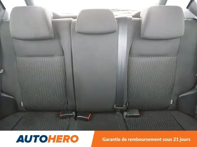 Peugeot 208 view 15
