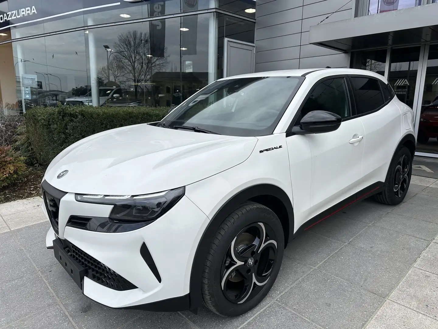 Alfa Romeo Junior 1.2 145 CV Hybrid eDCT6 Speciale *COLORI VARI, PROMO AZZURRA* Weiß - 1