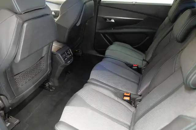 Peugeot 5008 view 16