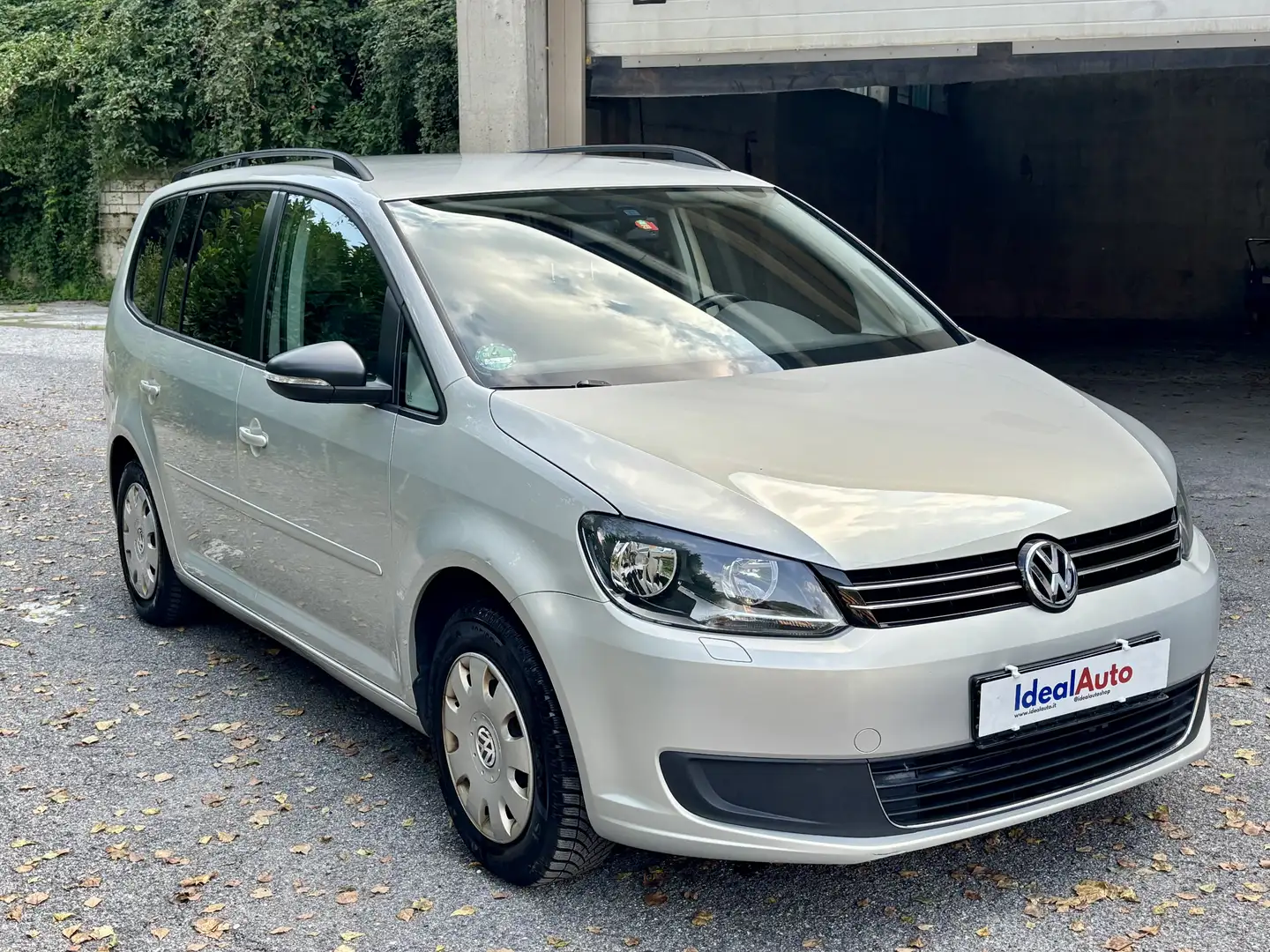 Volkswagen Touran 1.2 tsi bm Comfortline Gris - 2