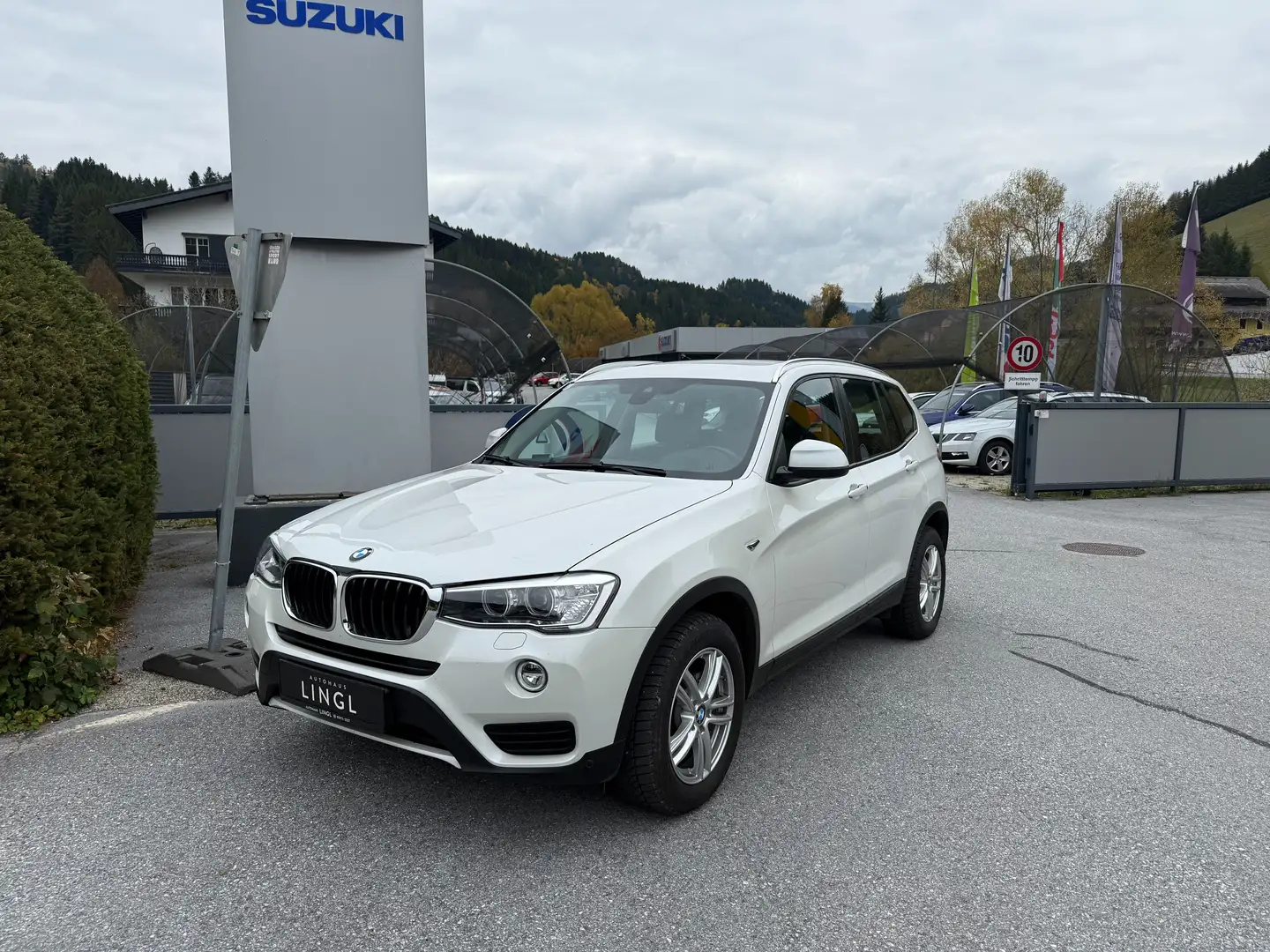 BMW X3 xDrive 20d *PANO; HEAD UP; LEDER* Weiß - 1