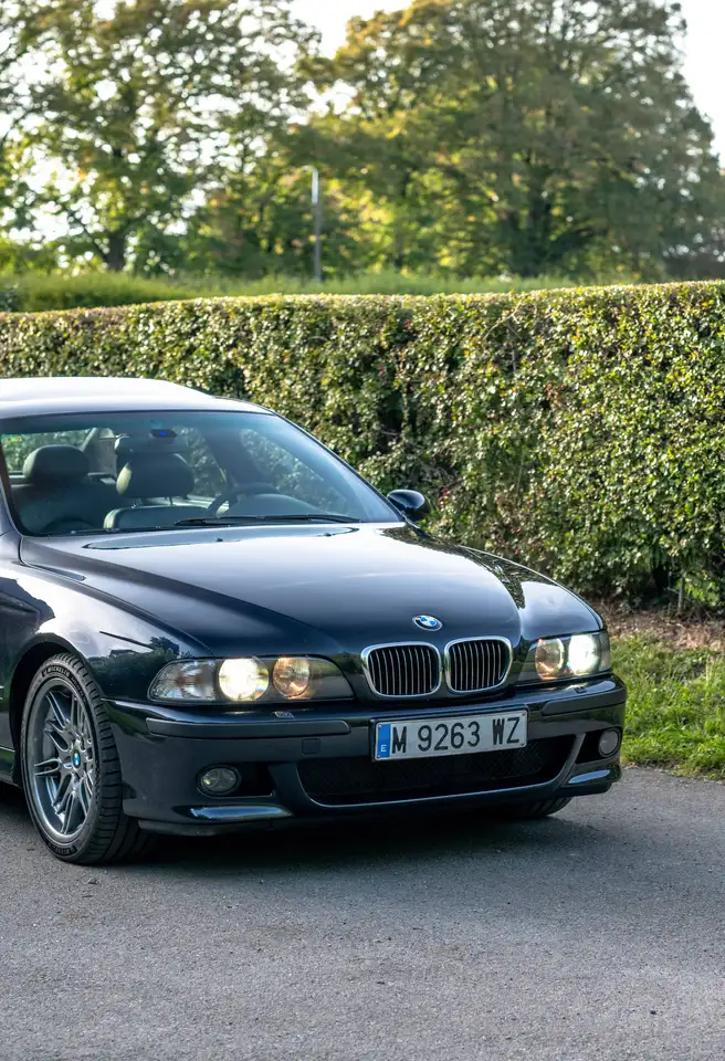 BMW M5 4.9i V8, foto 5