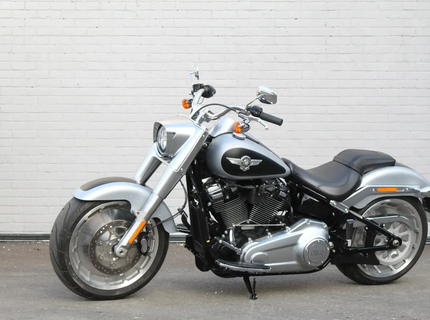 Harley-Davidson Fat Boy Argintiu - 2