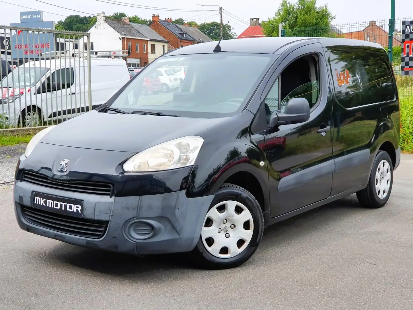 Peugeot Partner 🟢UTILITAIRE - 1.6 HDI 90CV BOITE AUTO Noir - 2