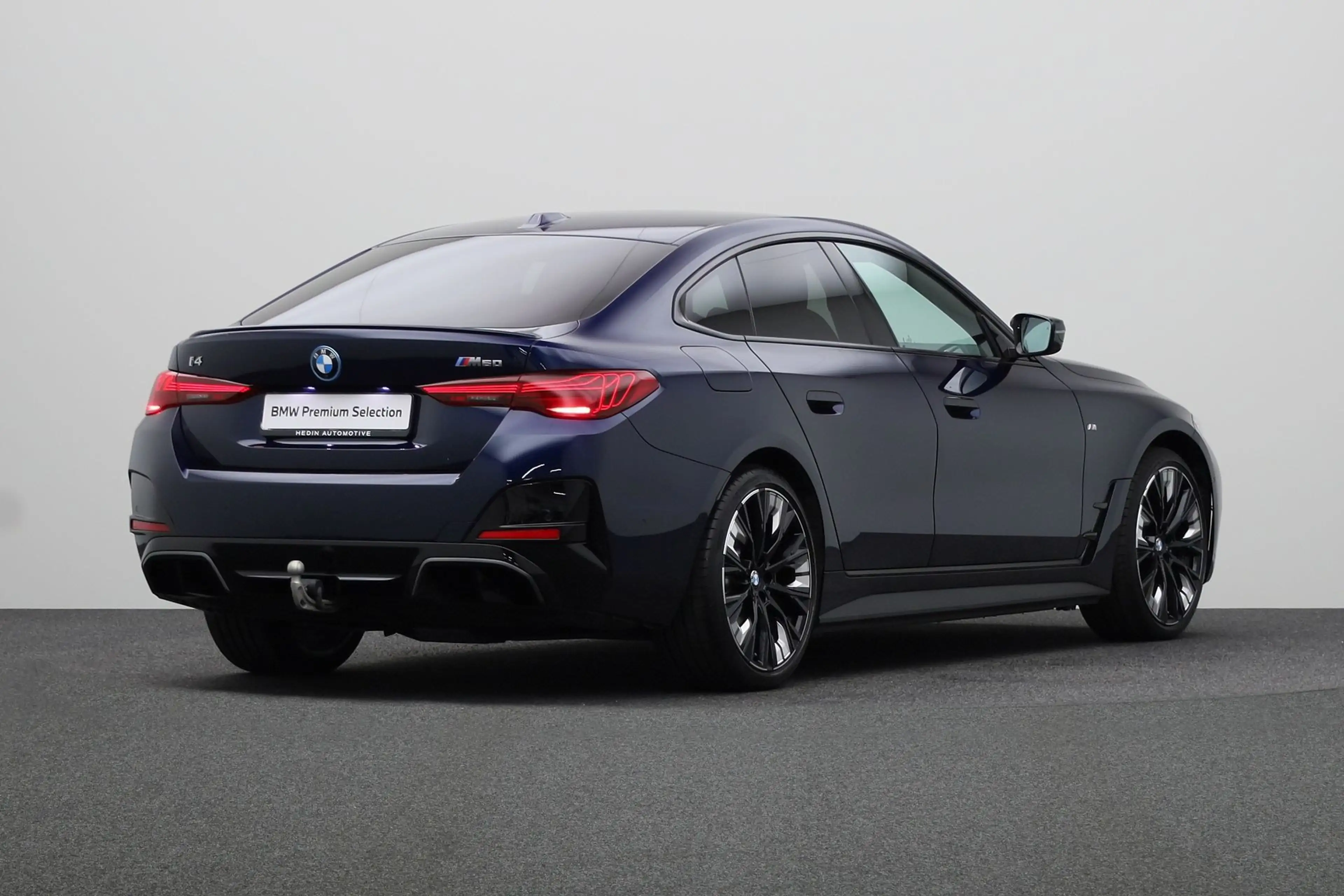 BMW i4 M60 — photo 2